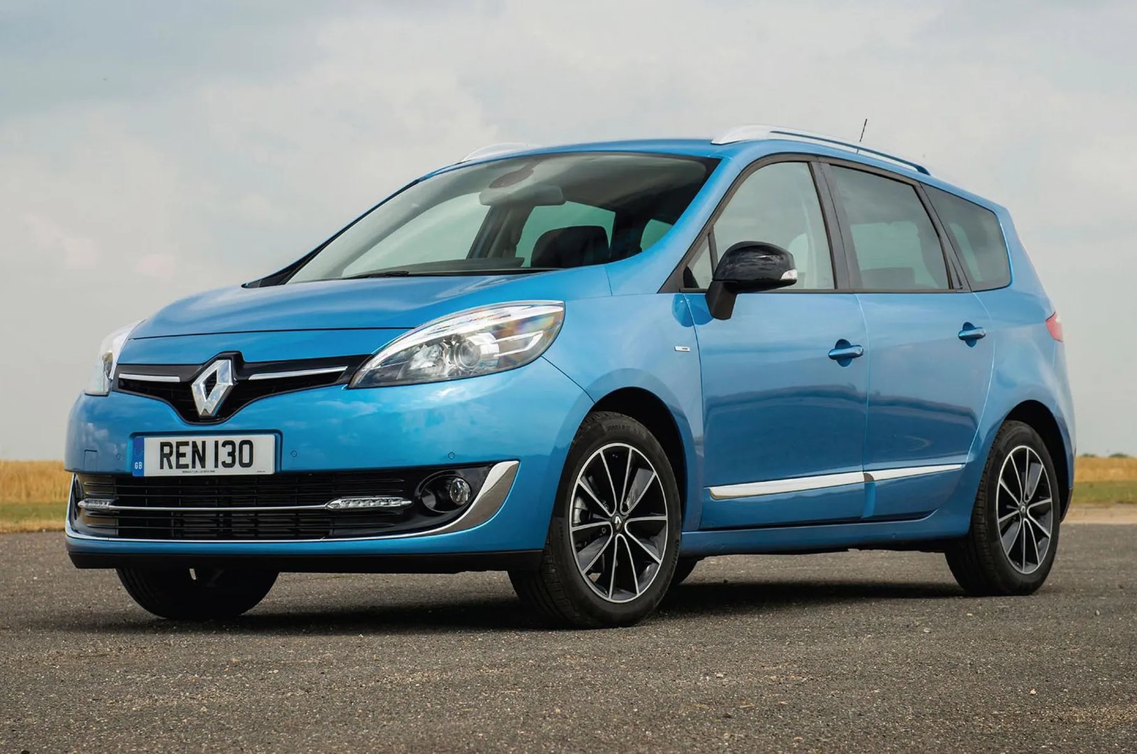 3 generation, restyling 2 
