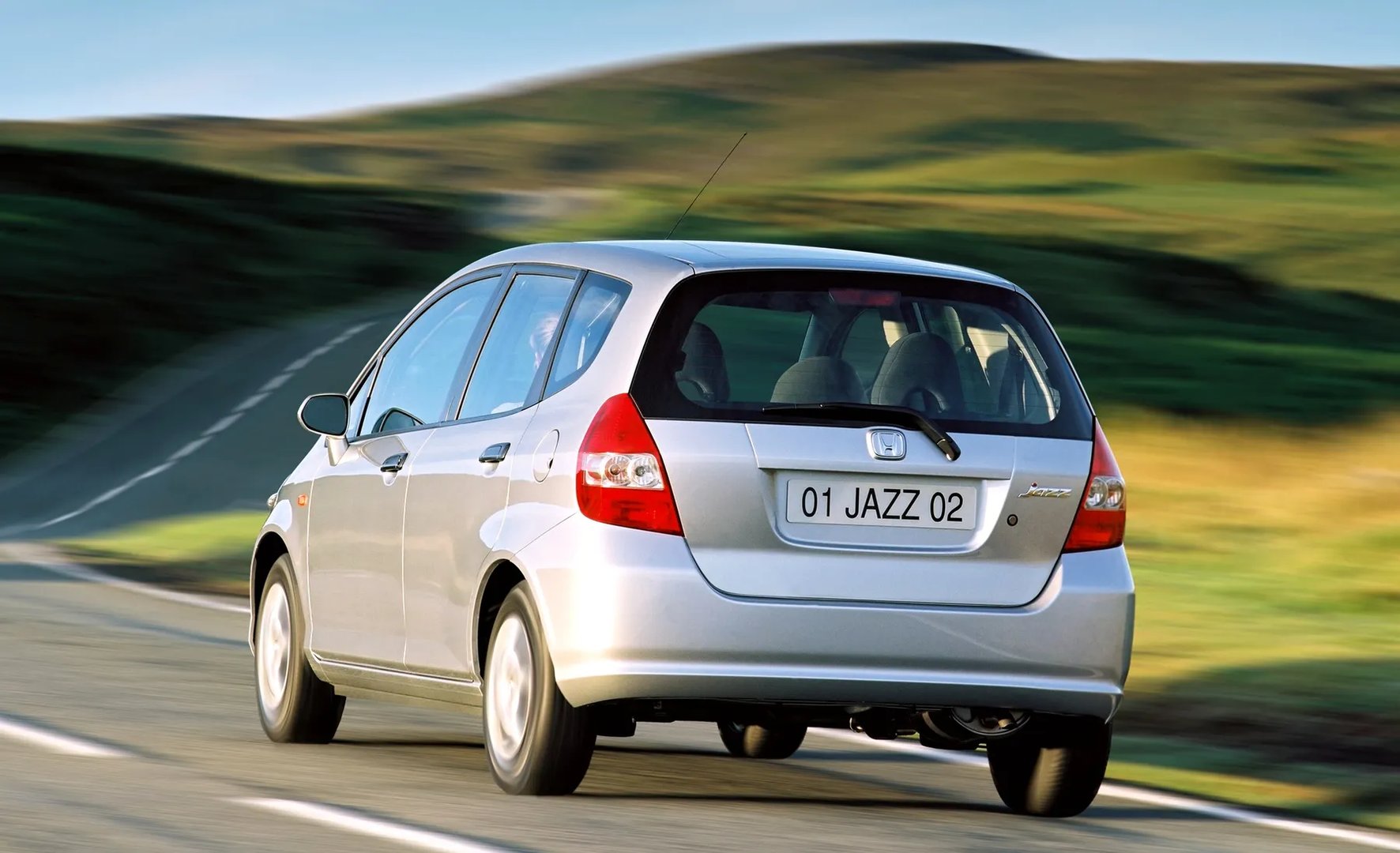 Honda_Jazz_1_generation__Mini_5-doors__1.jpg