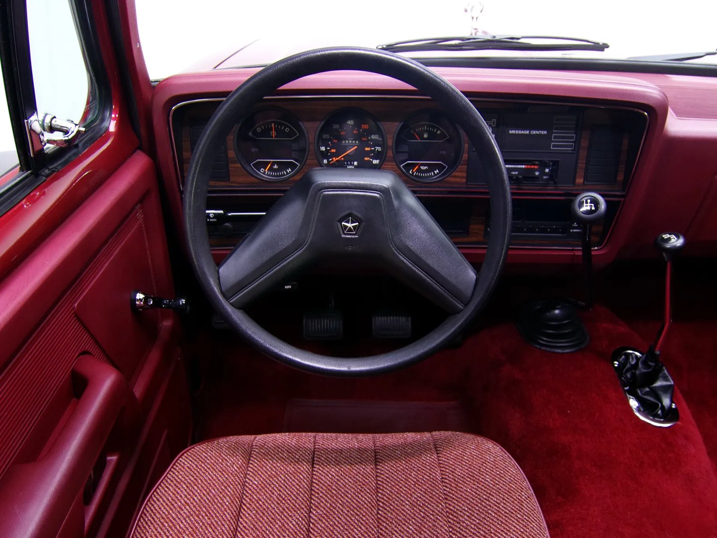 Dodge_Ramcharger_2_generation__SUV_3-doors__4.jpg