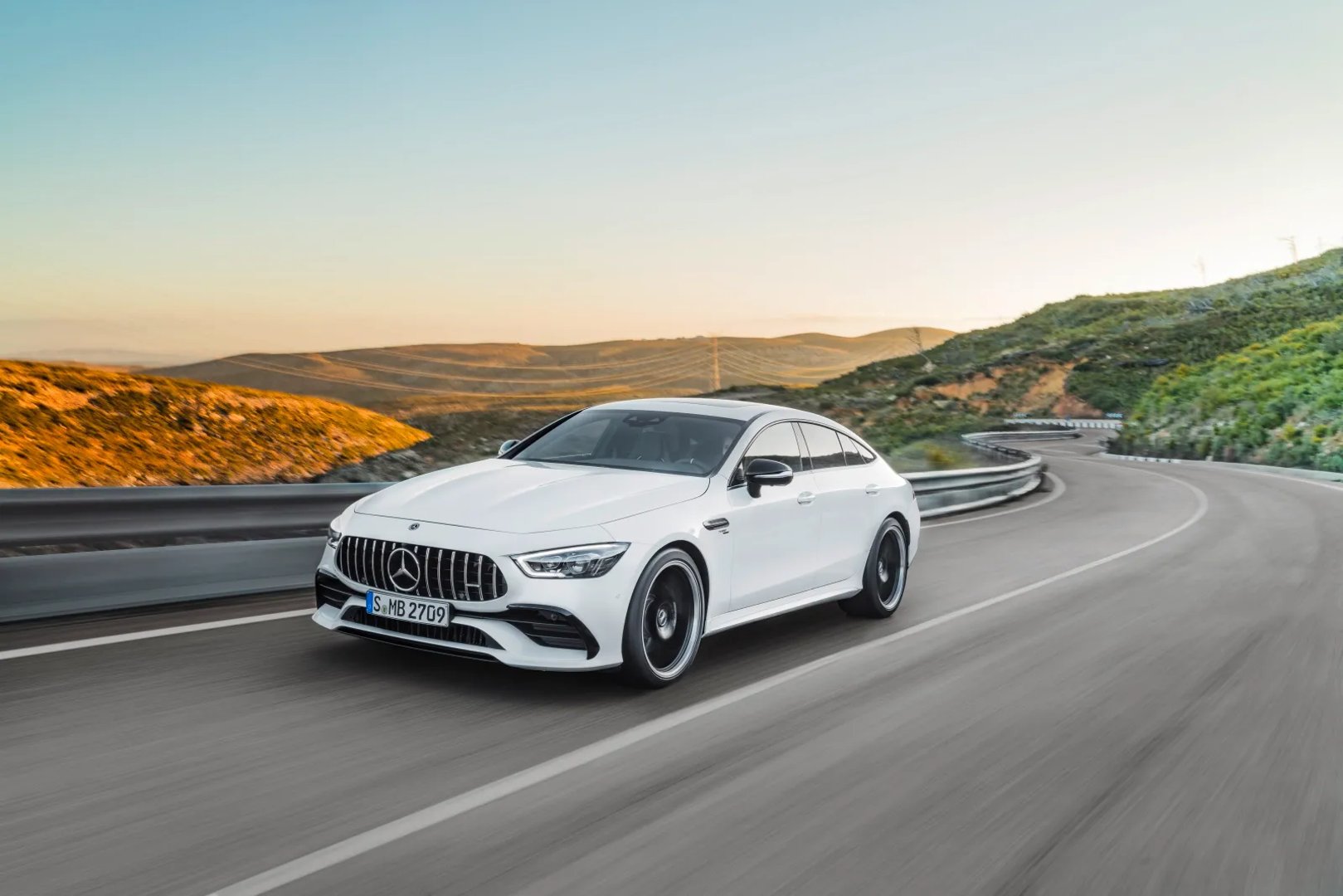Mercedes_AMG_GT_1_generation_restyling__Liftback__10.jpg
