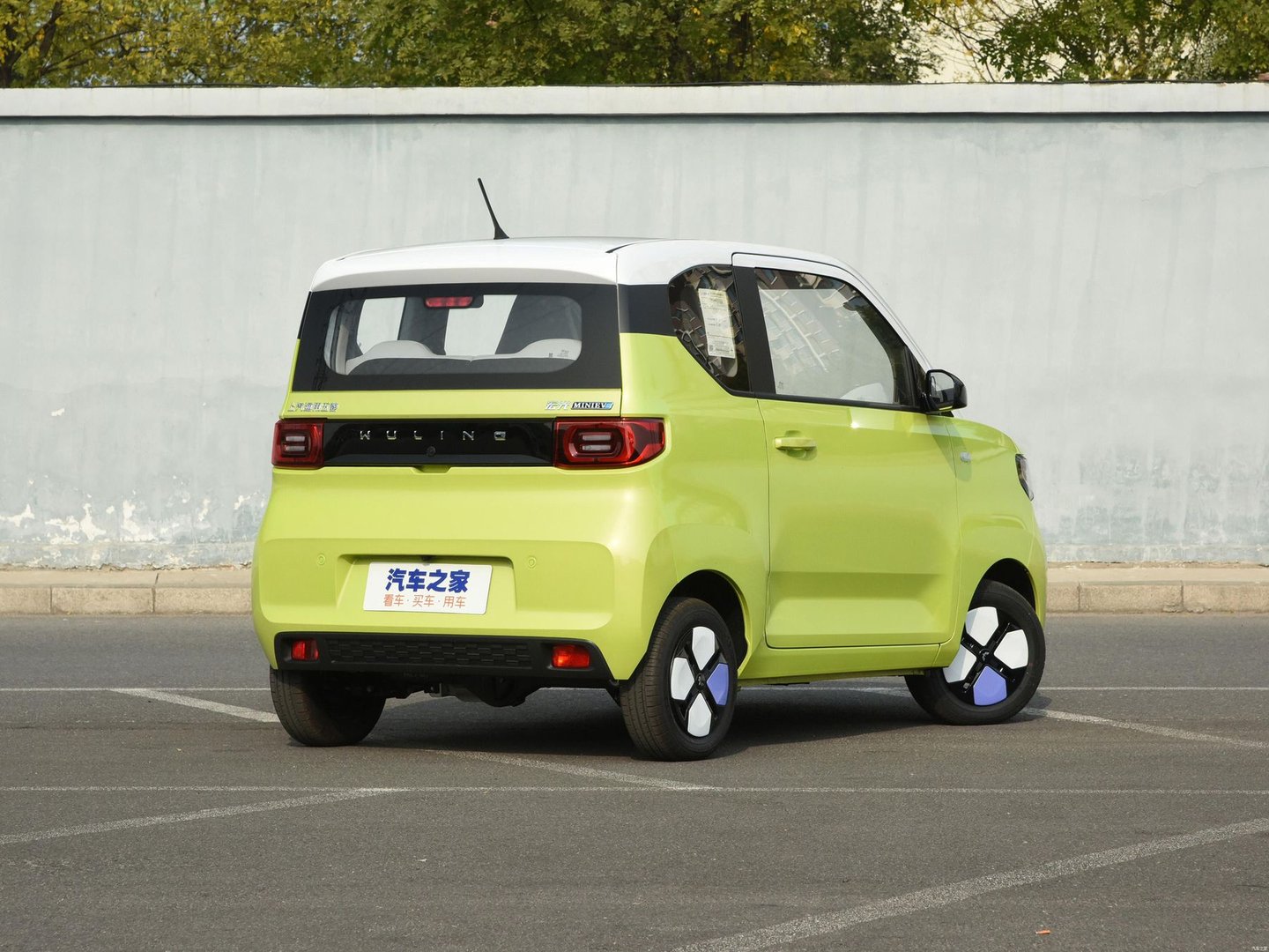 wuling_Mini_EV_1_generation__Mini_3-doors__17.jpg