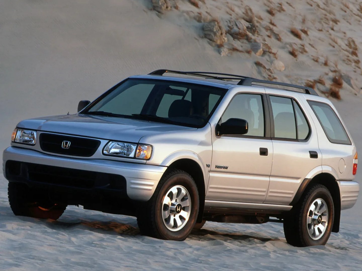 Honda_Passport_2_generation__SUV_5-doors__1.jpg