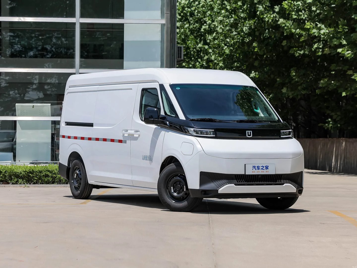 Farizon Super Van 1 generation