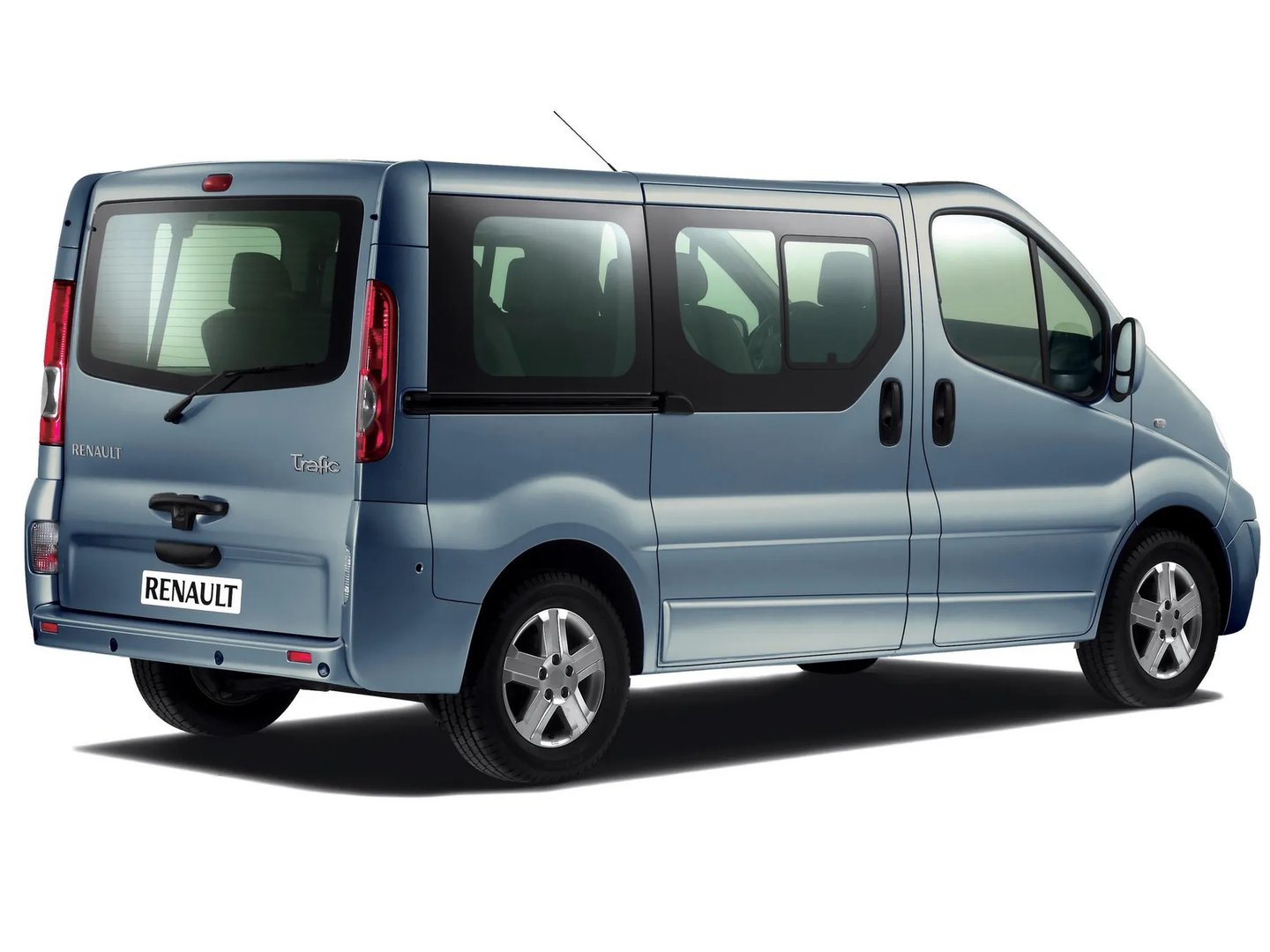 Renault_Trafic_2_generation_restyling__Minivan__3.jpg