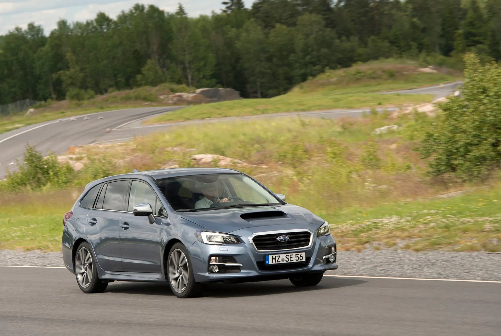 Subaru_Levorg_1_generation__Estate_5-door__8.jpg