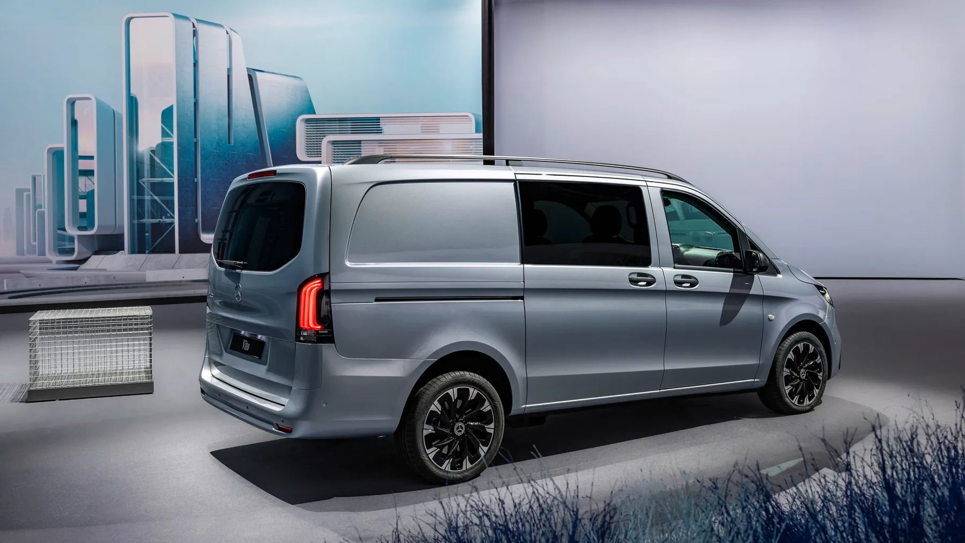 Mercedes_Vito_3_generation_restyling_3__Minivan__1.jpg