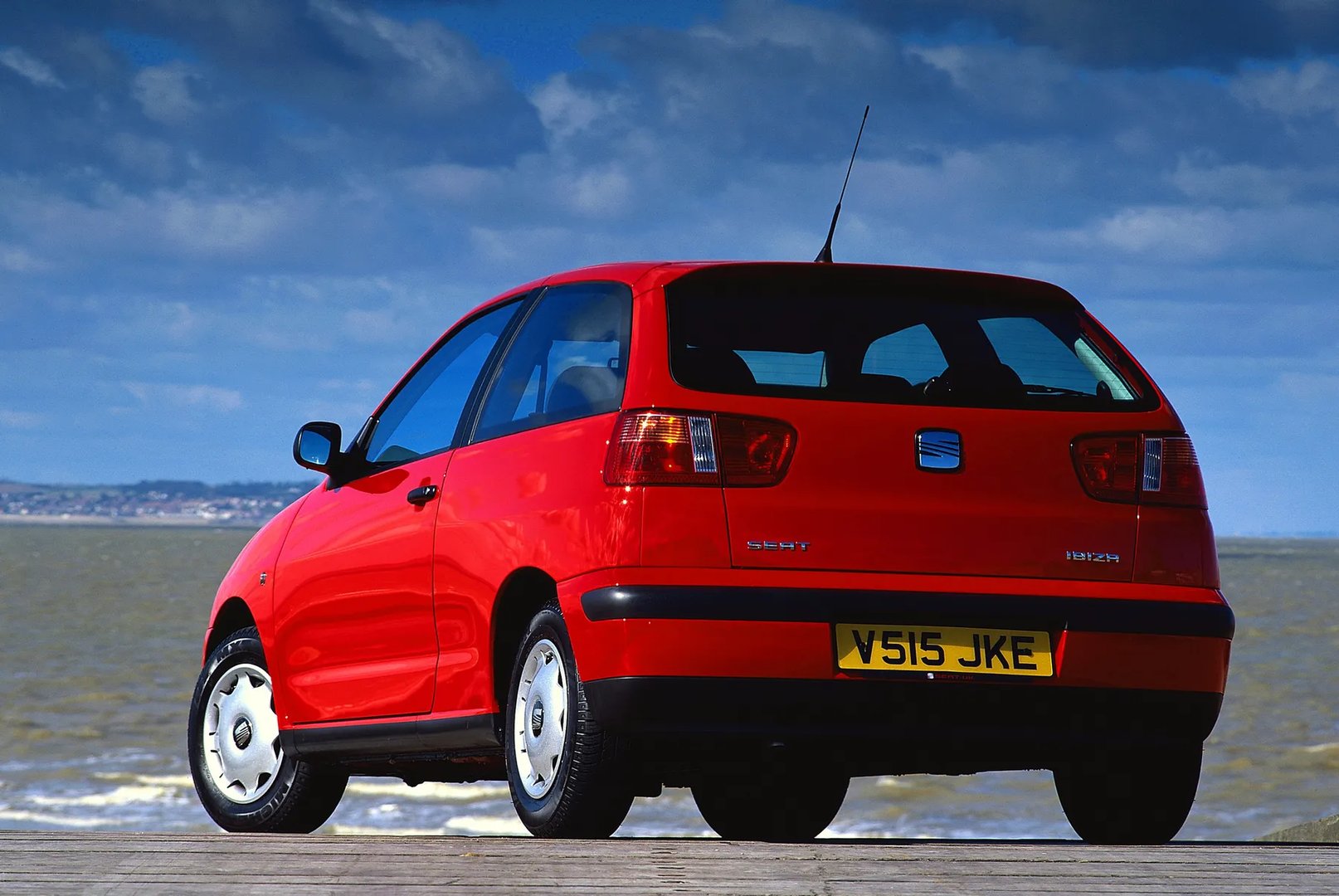 SEAT_Ibiza_2_generation_restyling__Mini_3-doors__5.jpg