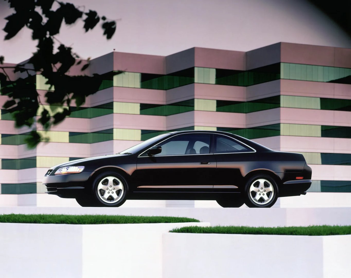 Honda_Accord_(USA)_6_generation__Coupe__5.jpg
