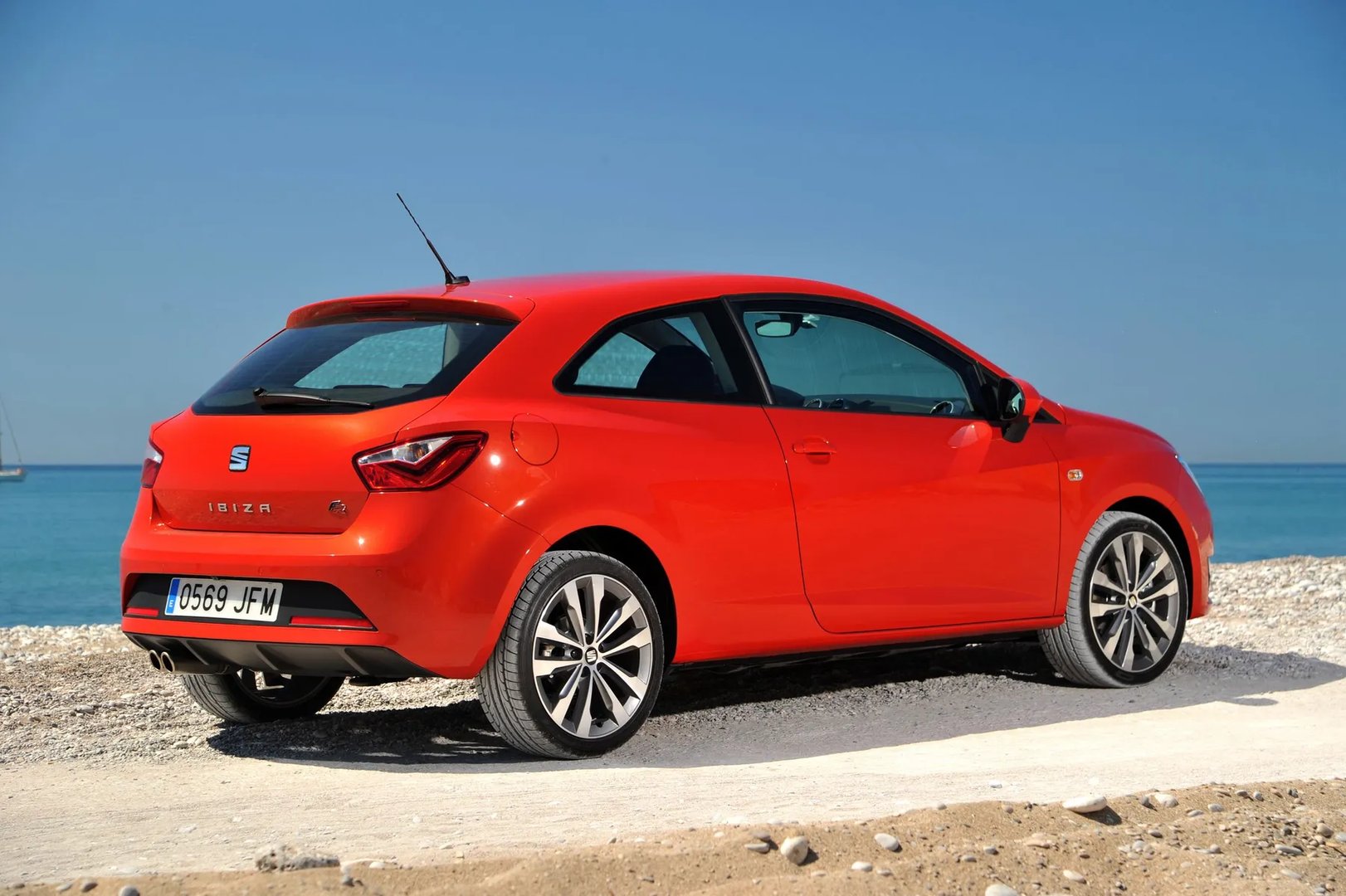 SEAT_Ibiza_4_generation_restyling_2__Mini_3-doors__2.jpg