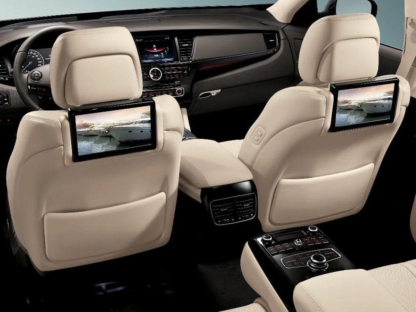 Kia_Quoris_1_generation__Sedan__8.jpg