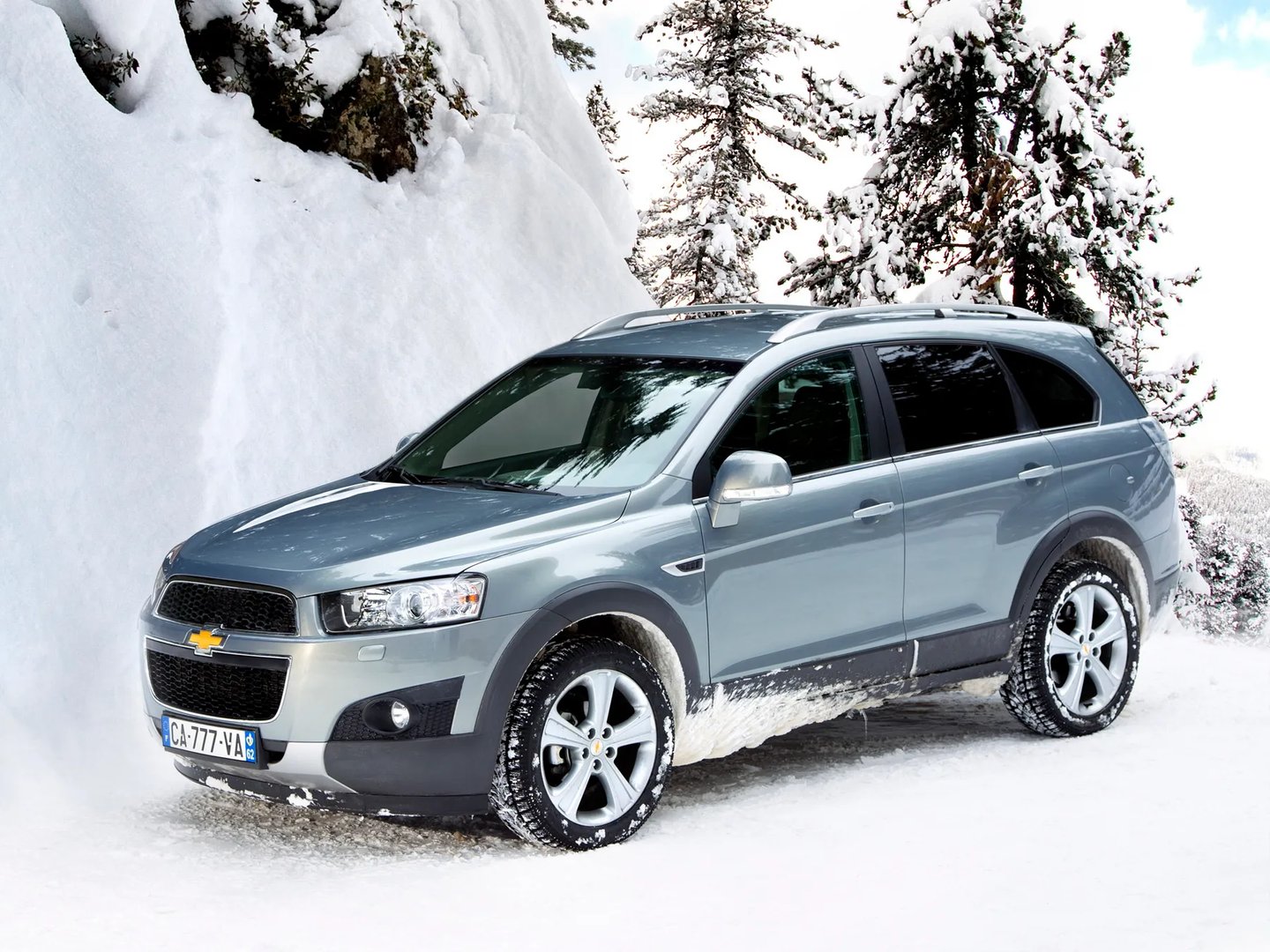 Chevrolet_Captiva_1_generation_restyling__SUV_5-doors__12.jpg