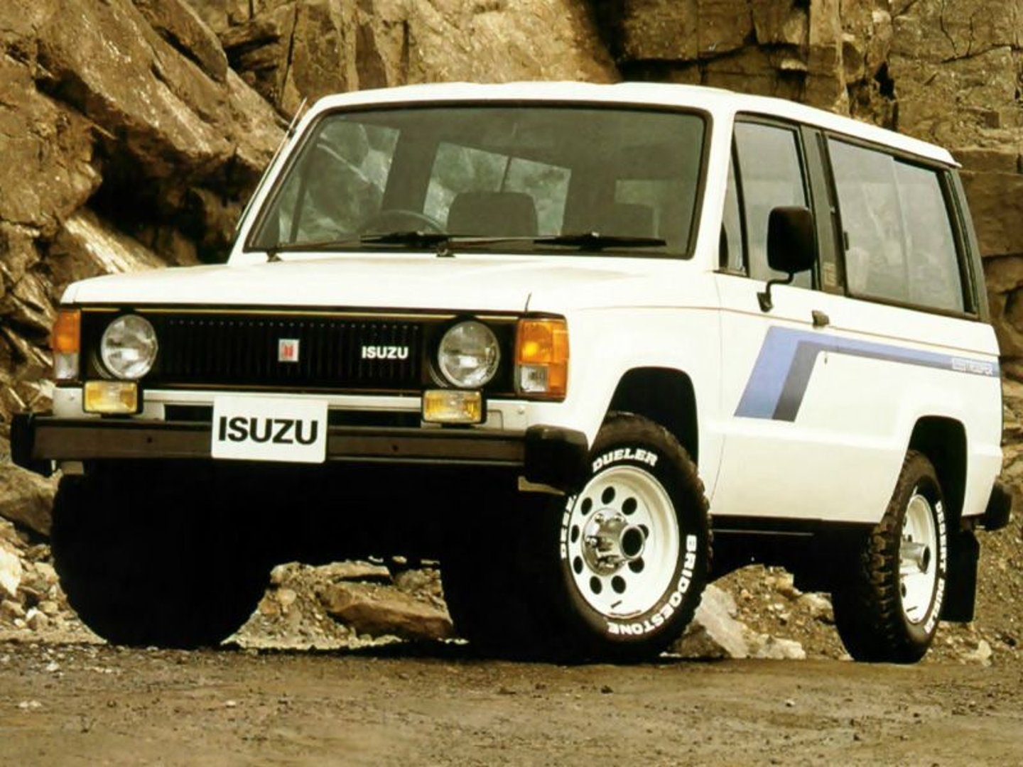 Isuzu Trooper 1 generation  SUV 3-doors 