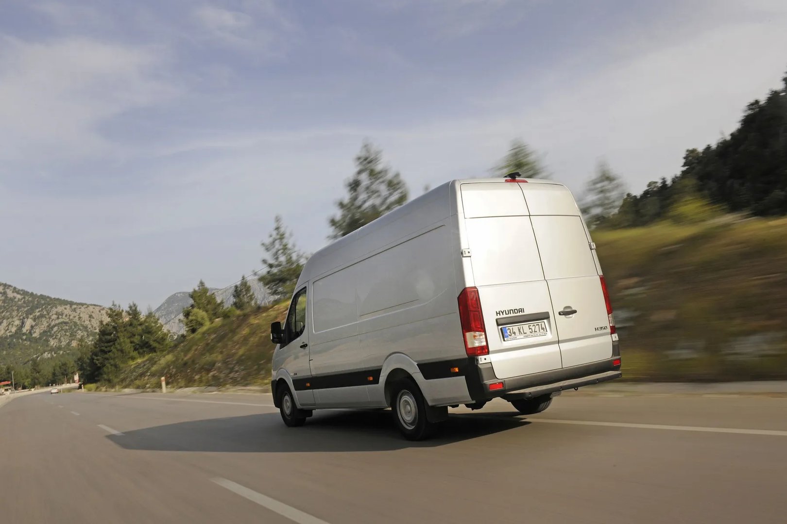 Hyundai_H350_1_generation__Van__6.jpg