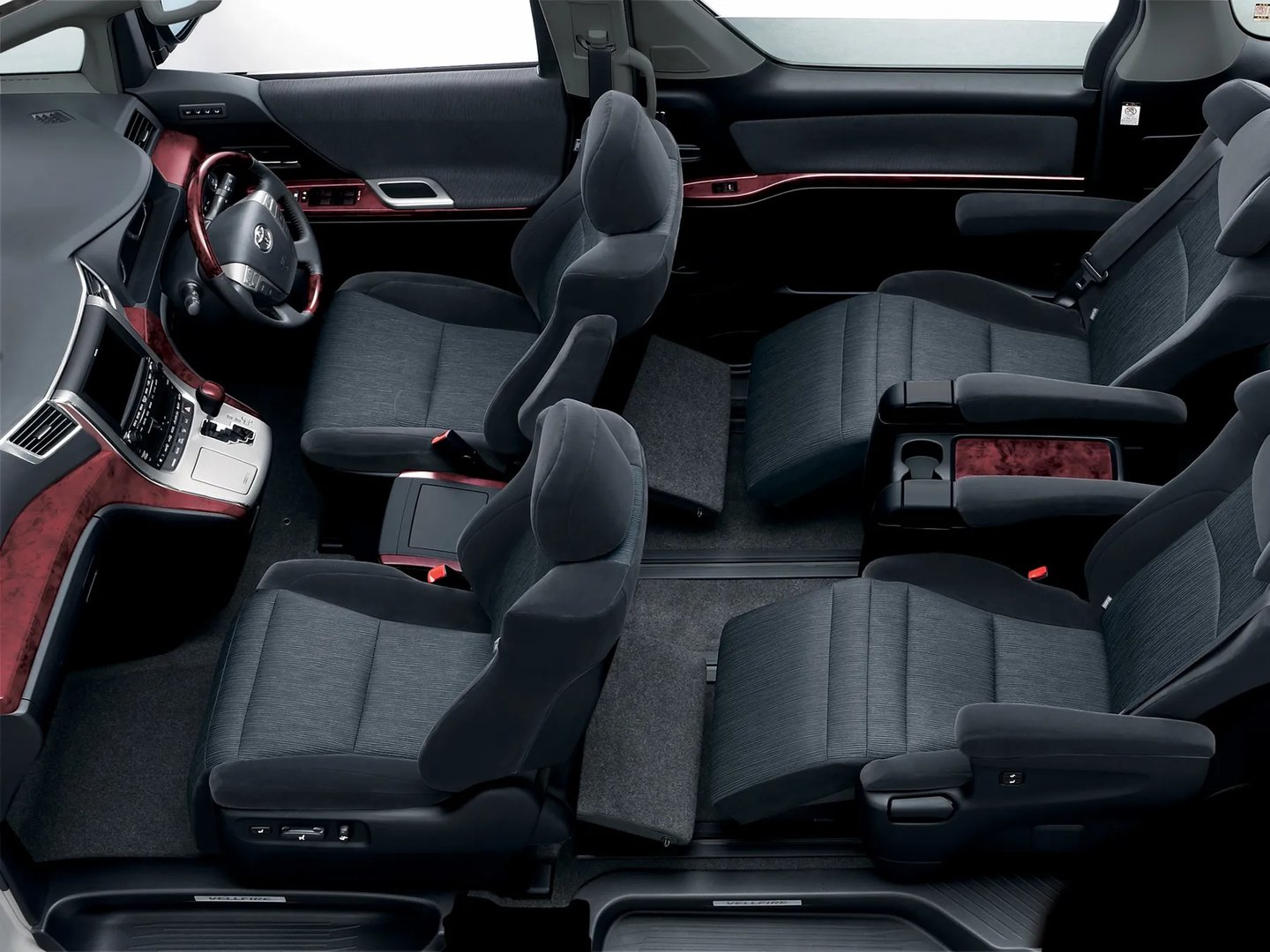 Toyota_Vellfire_1_generation__Minivan__11.jpg