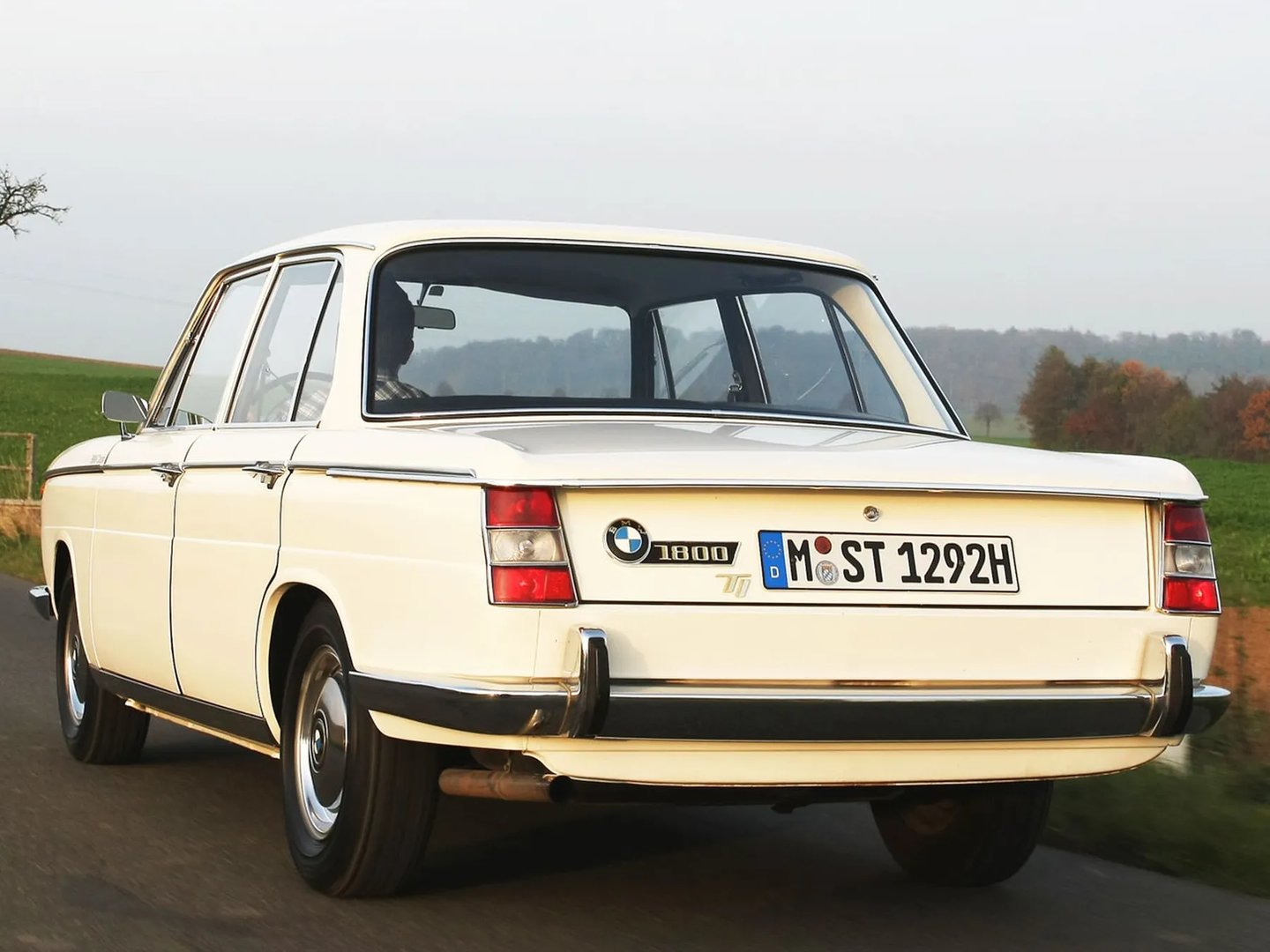 BMW_New_Class_2_generation__Sedan__1.jpg