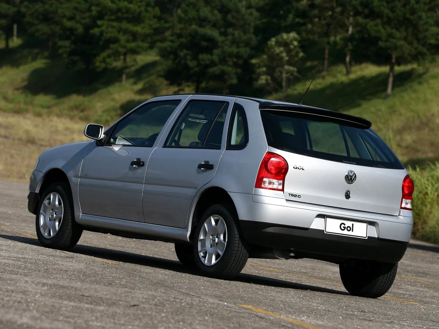 Volkswagen_Gol_2_generation_restyling__Mini_5-doors__11.jpg
