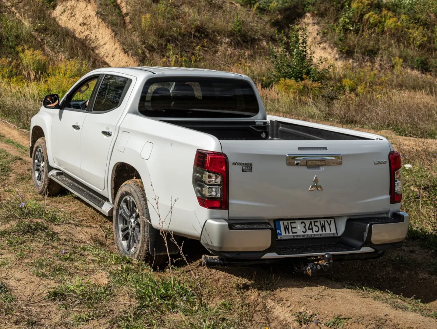 Mitsubishi_Triton_5_generation_restyling__Pickup_double-cab__7.jpg