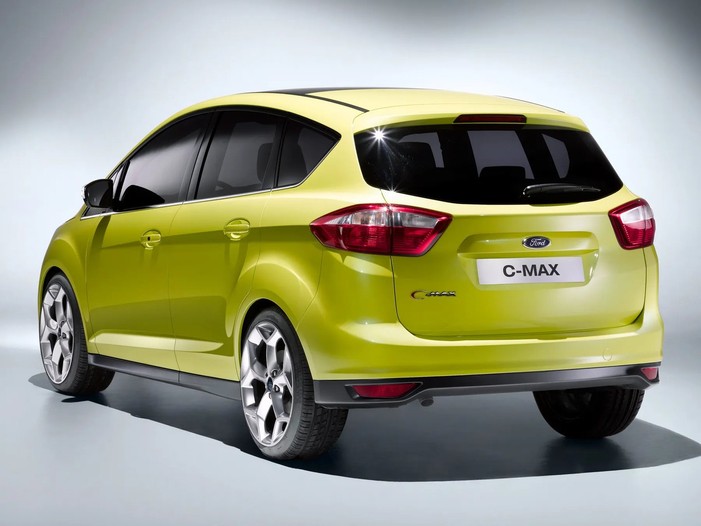 Ford_C-MAX_2_generation__Compact_Van__1.jpg