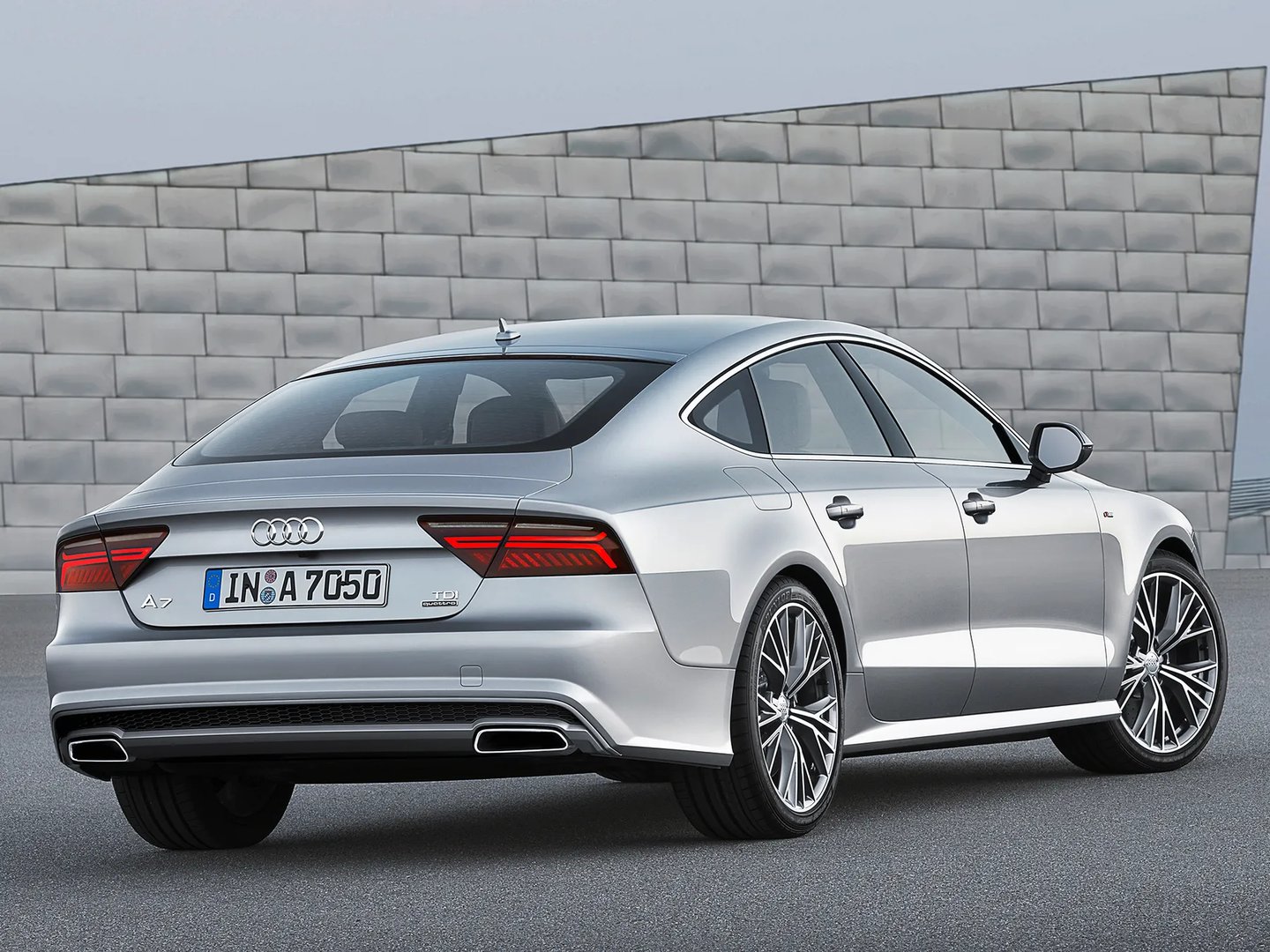 Audi_A7_1_generation_restyling__Liftback__9.jpg