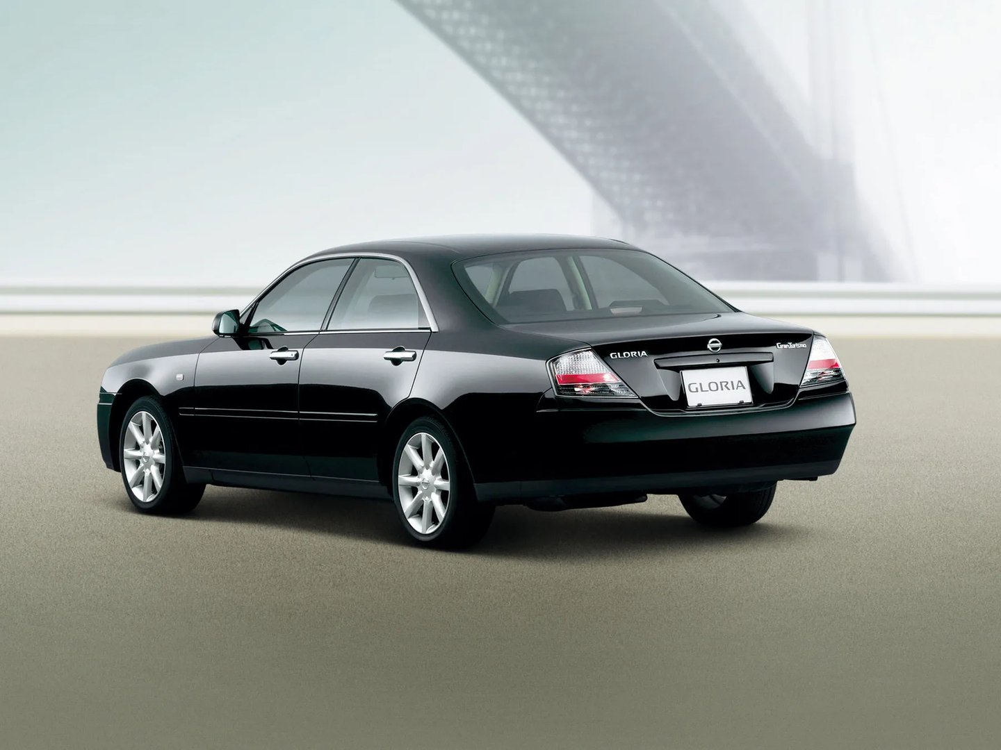 Nissan_Gloria_11_generation__Sedan__8.jpg