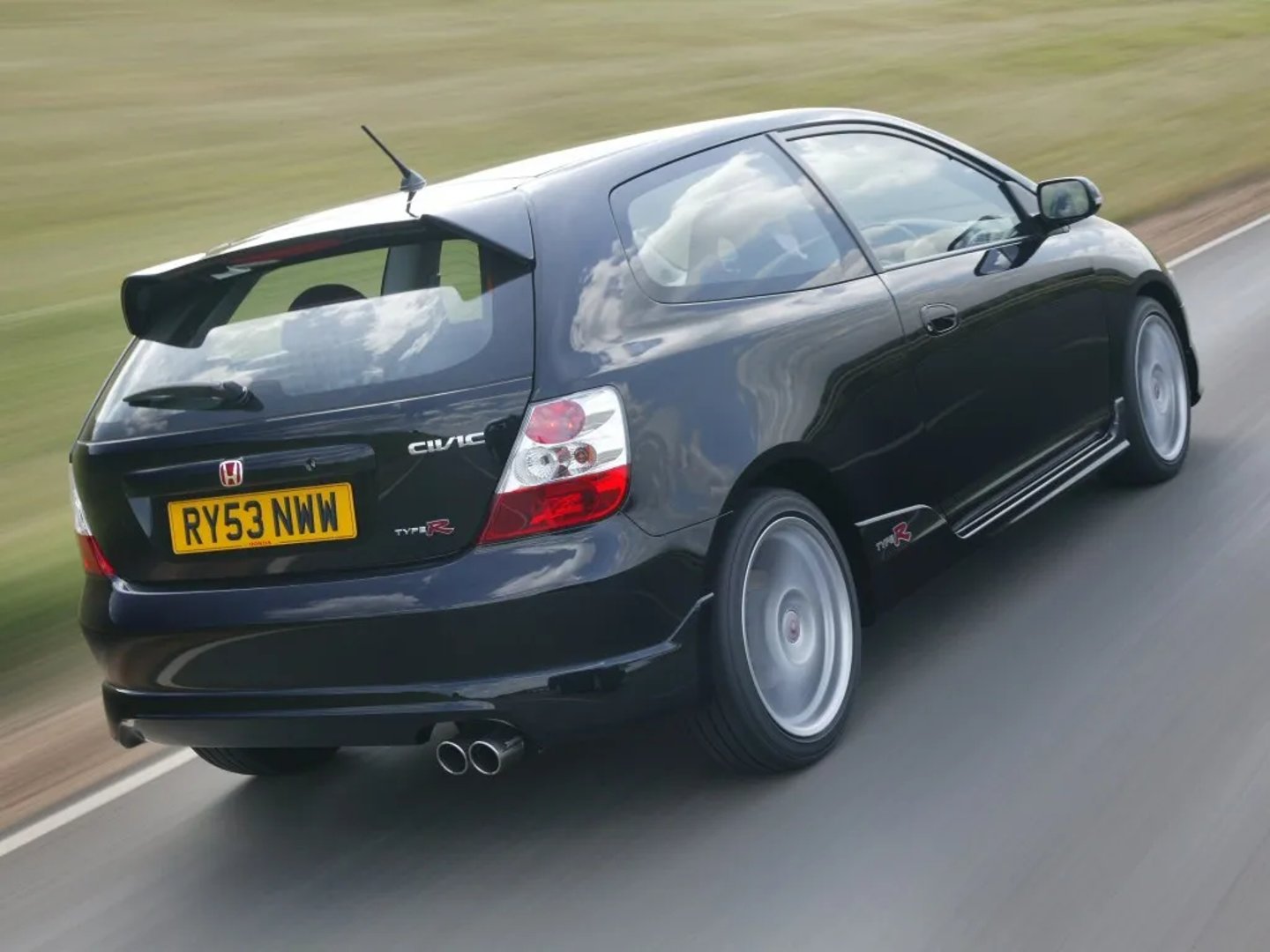 Honda_Civic_Type_R_7_generation_restyling__Hatchback_3-door__9.jpg