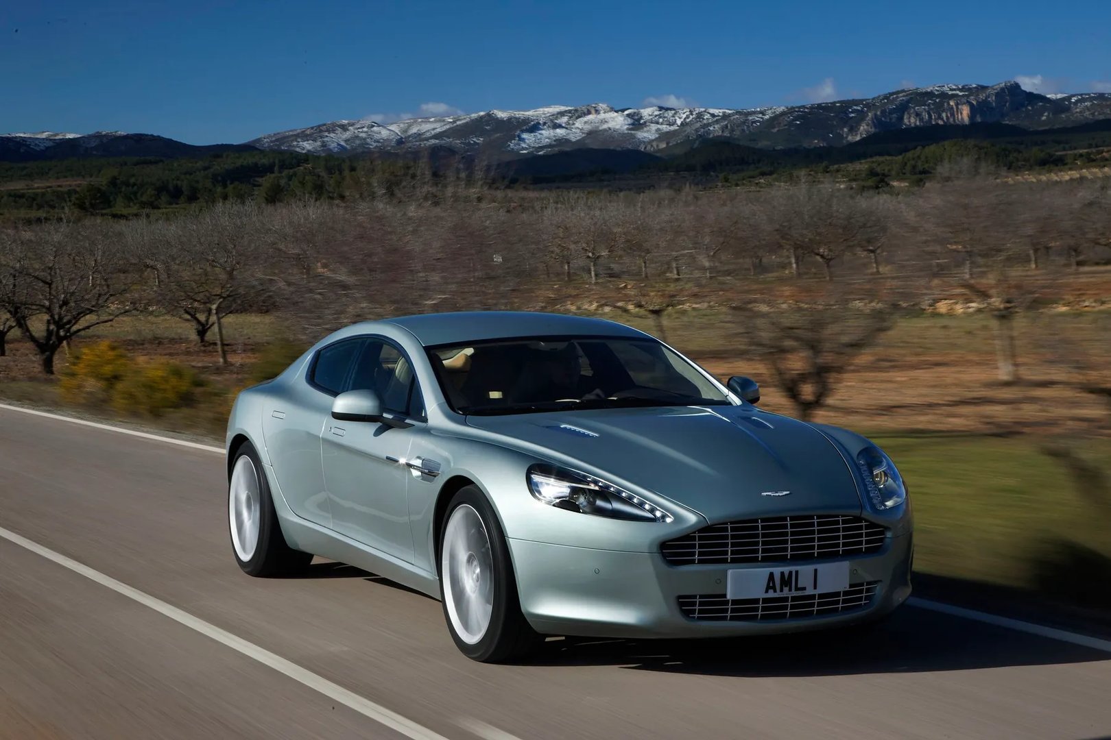 Aston Martin_Rapide_1_generation__Liftback__8.jpg