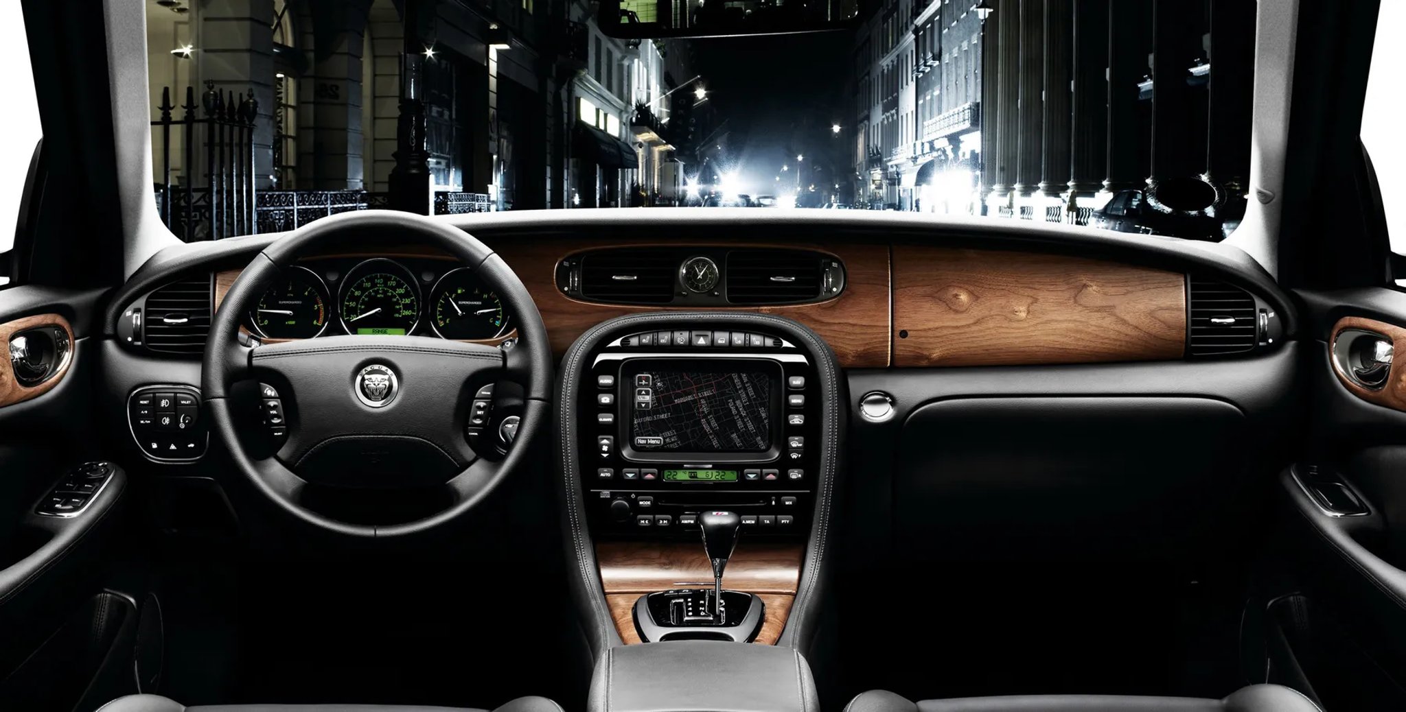 Jaguar_XJ_3_generation__Sedan_Long__4.jpg