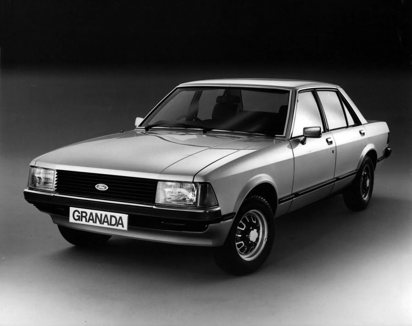 Ford_Granada_2_generation__Sedan__5.jpg