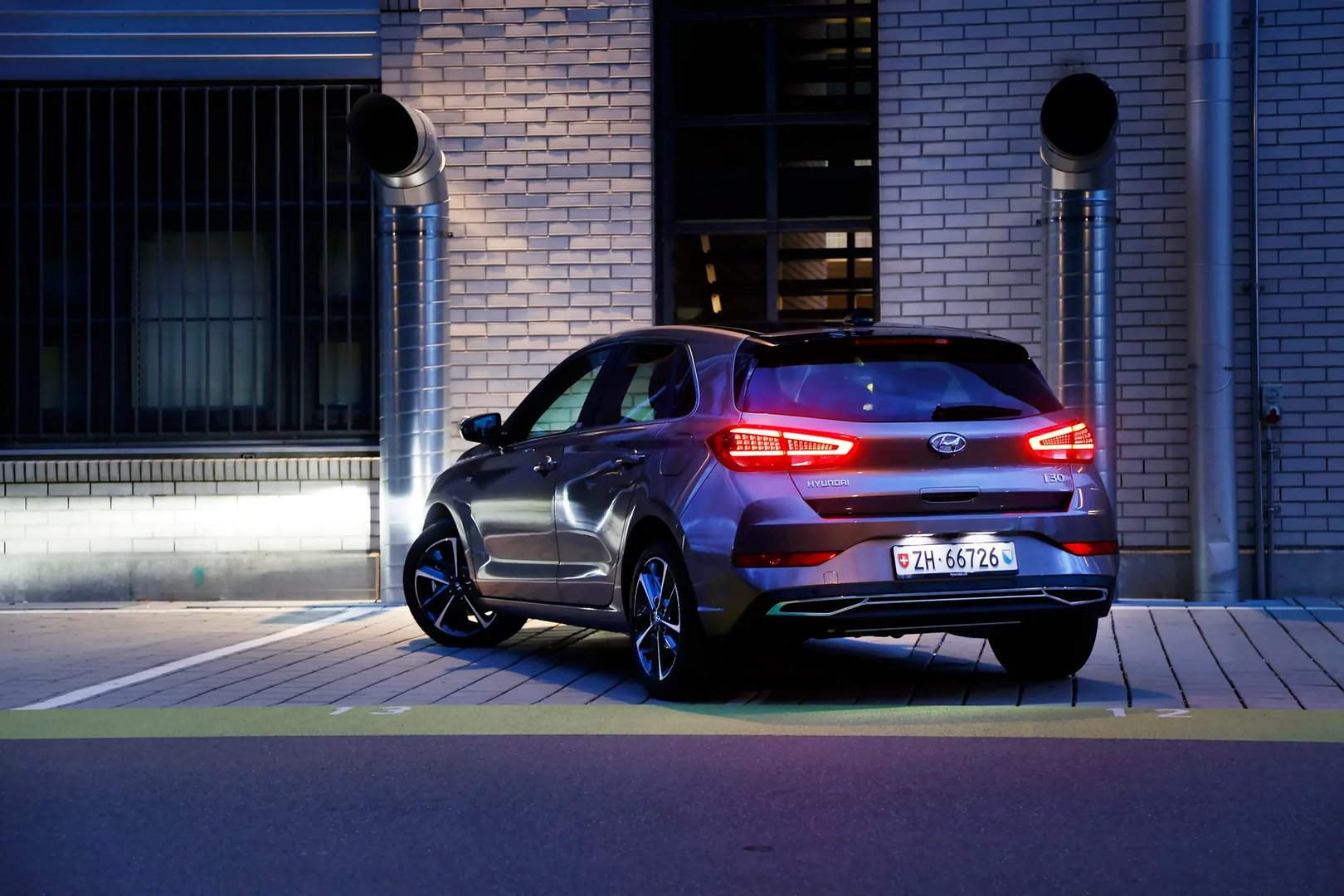 Hyundai_i30_3_generation_restyling_2__Hatchback_5-door__7.jpg
