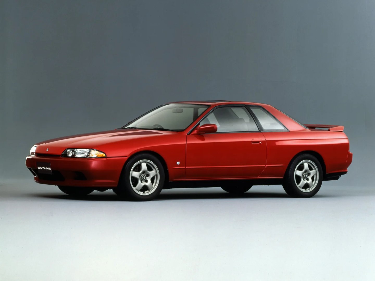 Nissan Skyline 8 generation  Coupe