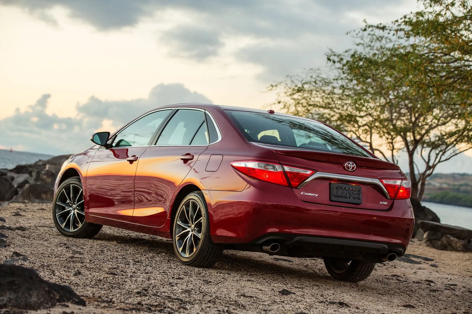 Toyota_Camry_7_generation_restyling_2__Sedan__2.jpg