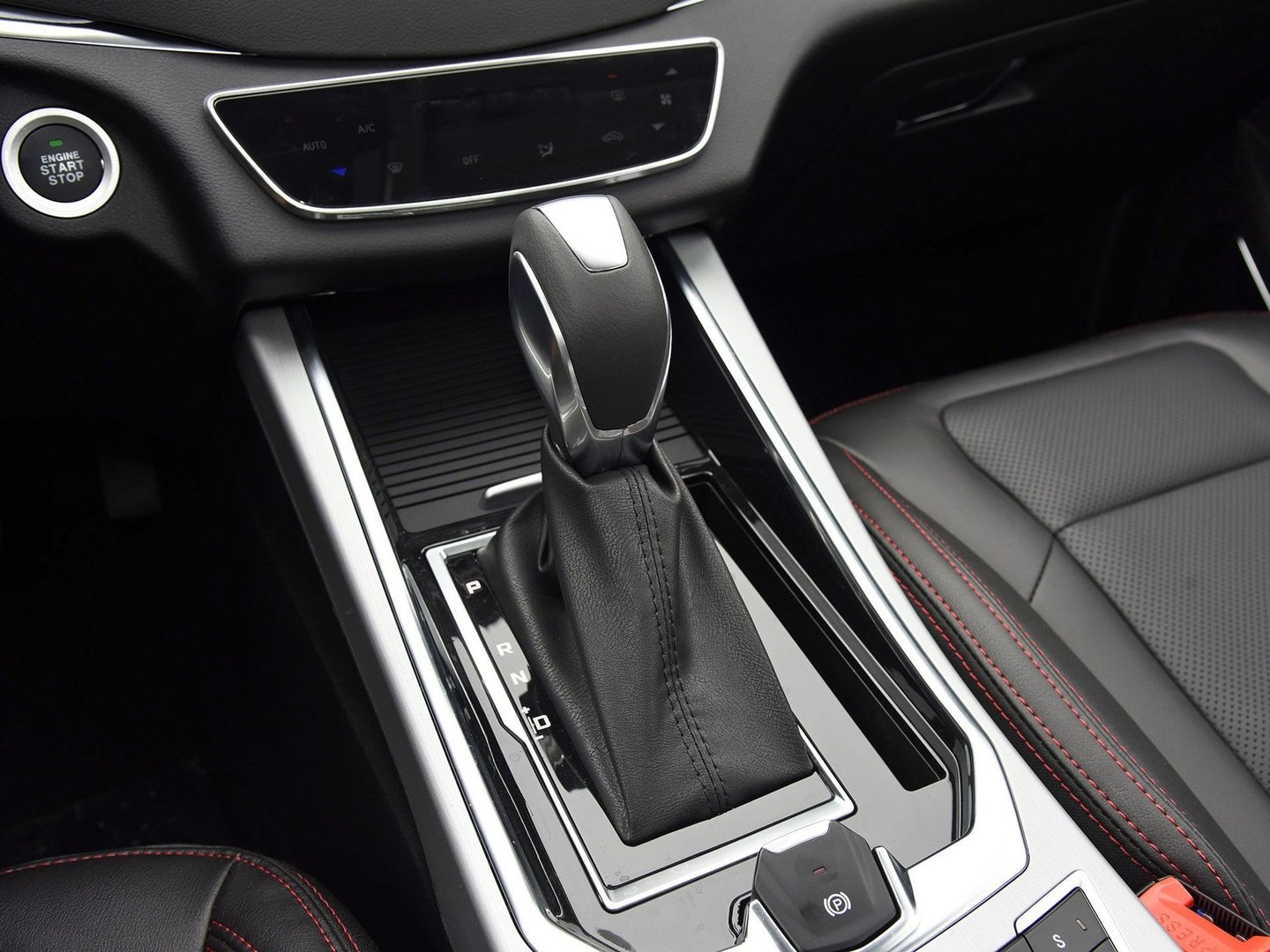 swm_G01_1_generation__SUV_5-doors__33.jpg