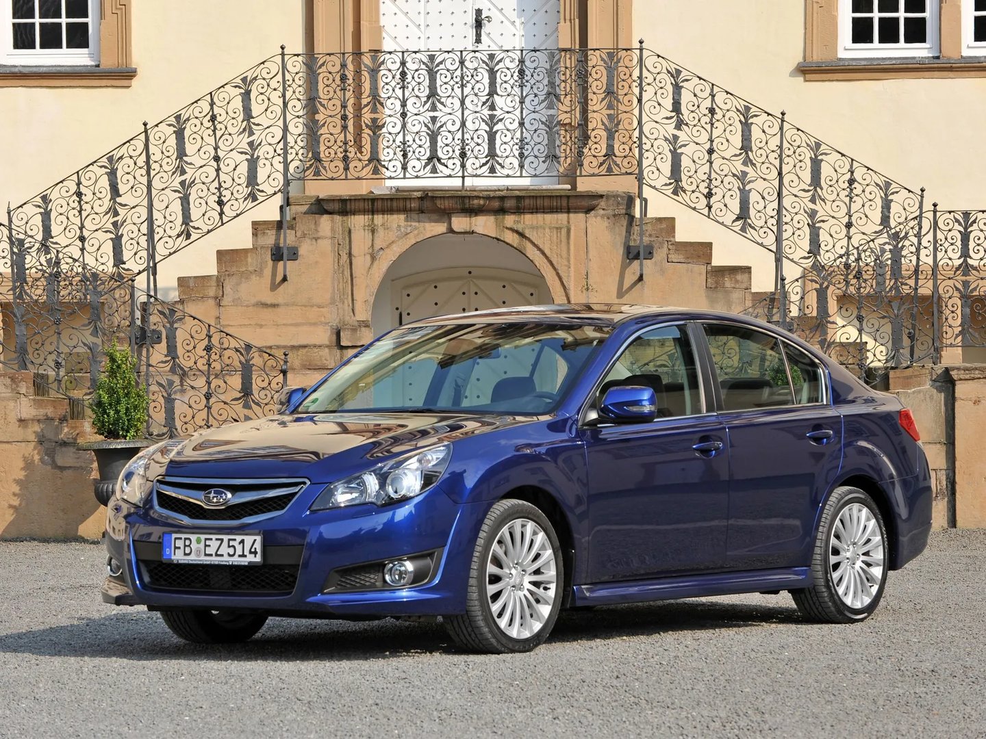 Subaru_Legacy_5_generation__Sedan__7.jpg