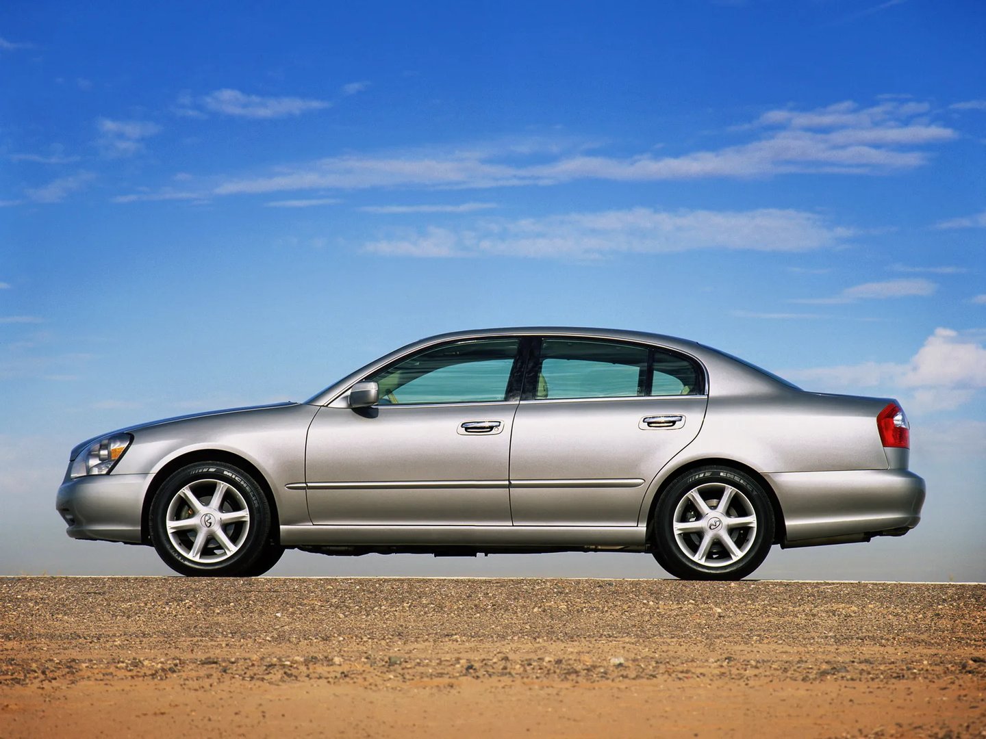 Infiniti_Q45_3_generation__Sedan__2.jpg