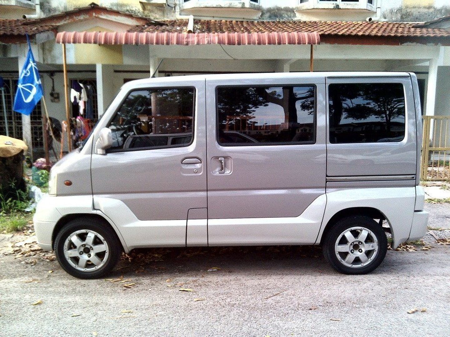 proton_Juara_1_generation__Microvan__4.jpg