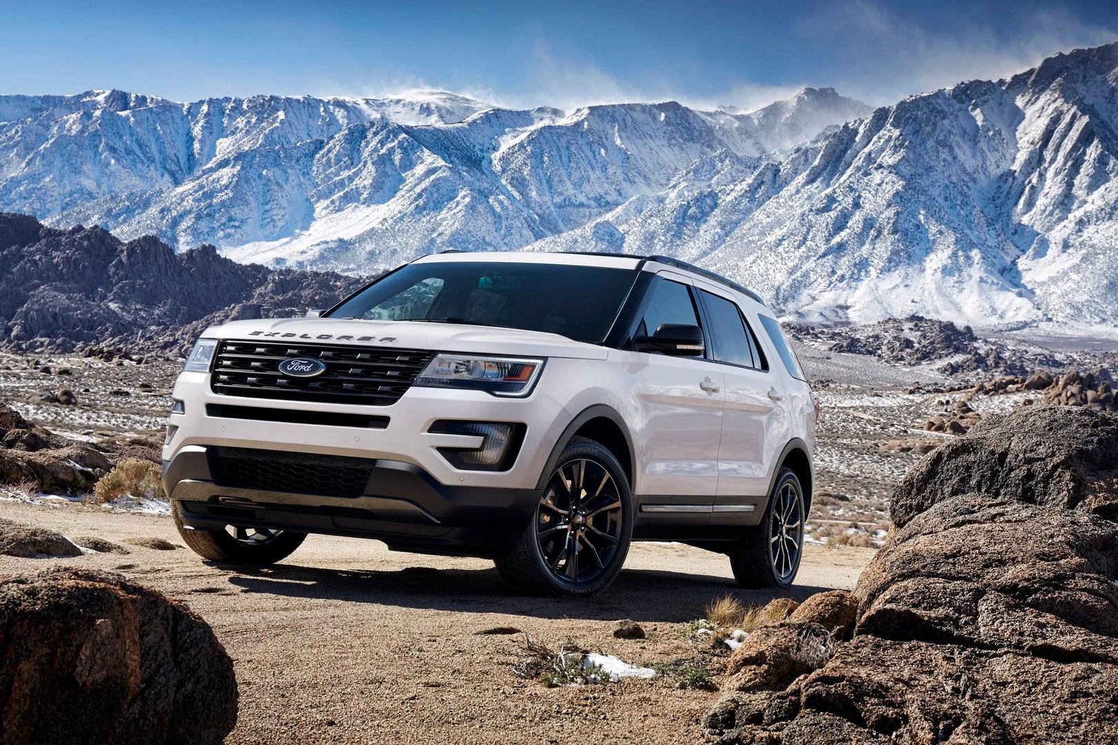 Ford_Explorer_5_generation_restyling__SUV_5-doors__6.jpg