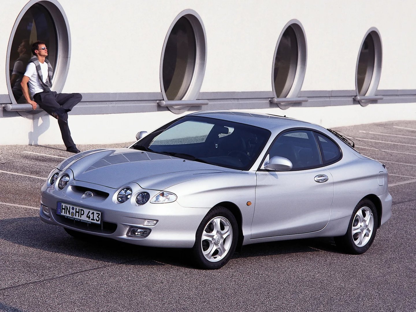 Hyundai_Coupe_1_generation_restyling__Coupe__main.jpg