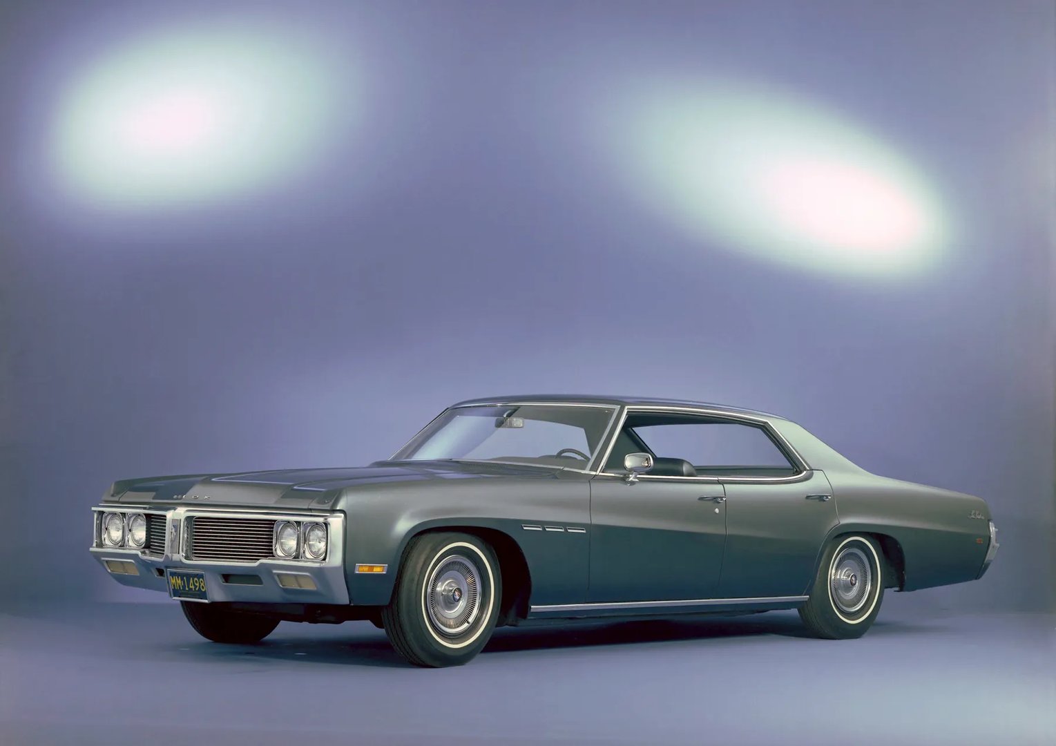 Buick_LeSabre_3_generation__Sedan_Hardtop__3.jpg