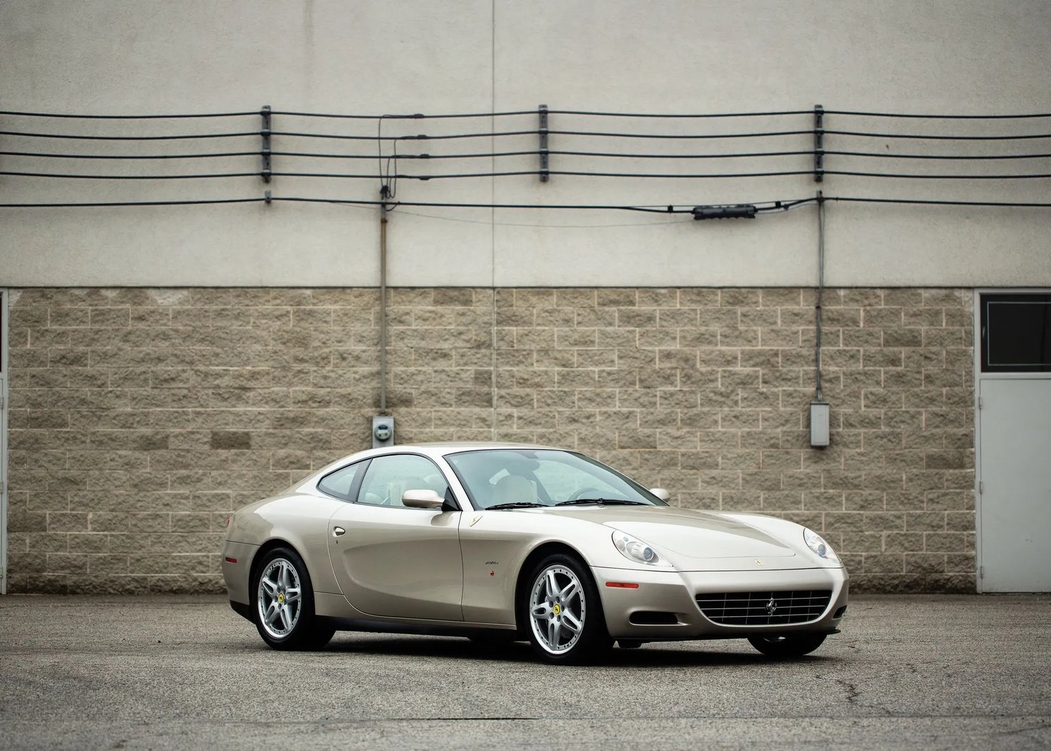 —  Coupe
