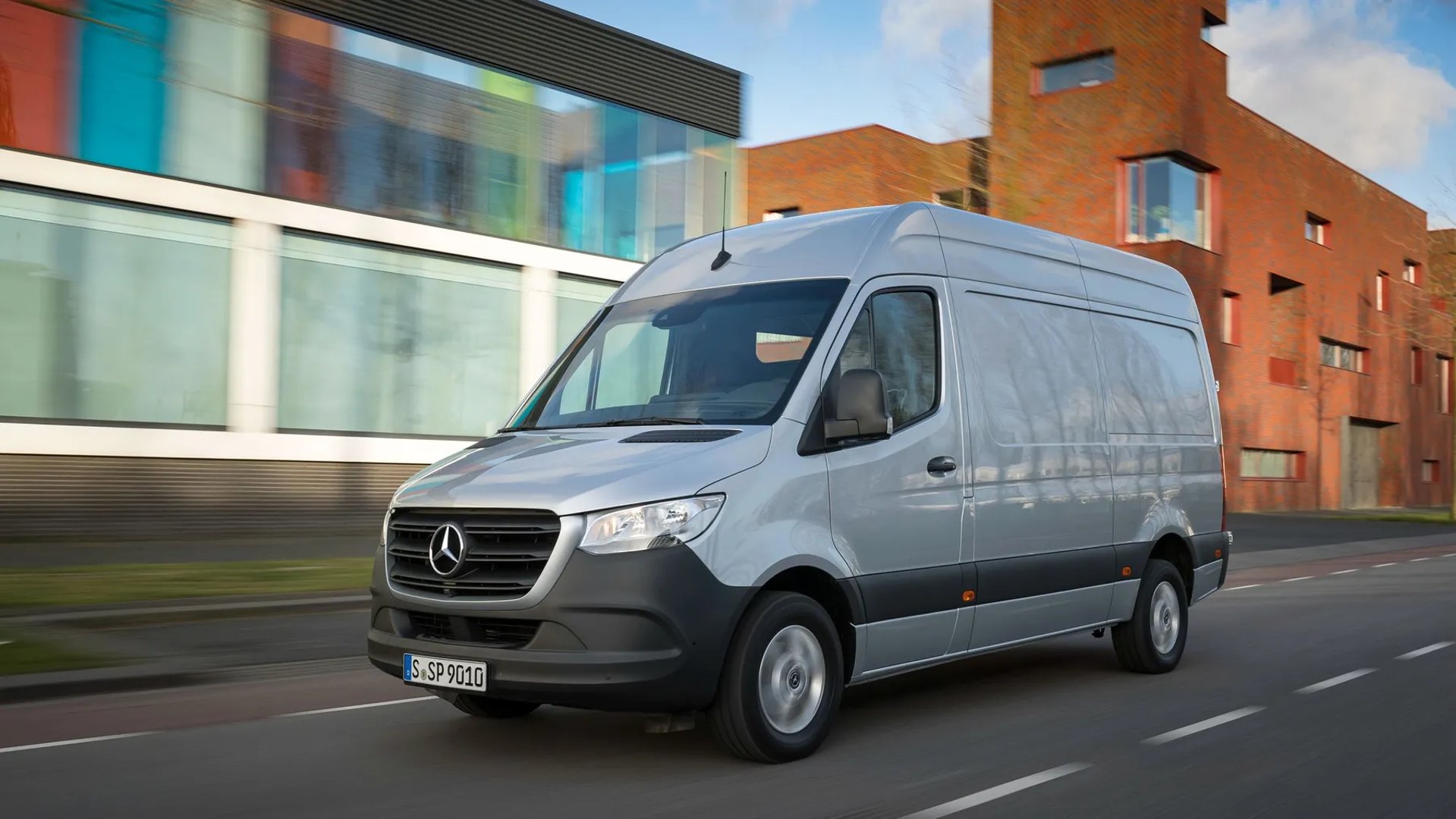 Mercedes_Sprinter_3_generation__Van_Short__3.jpg