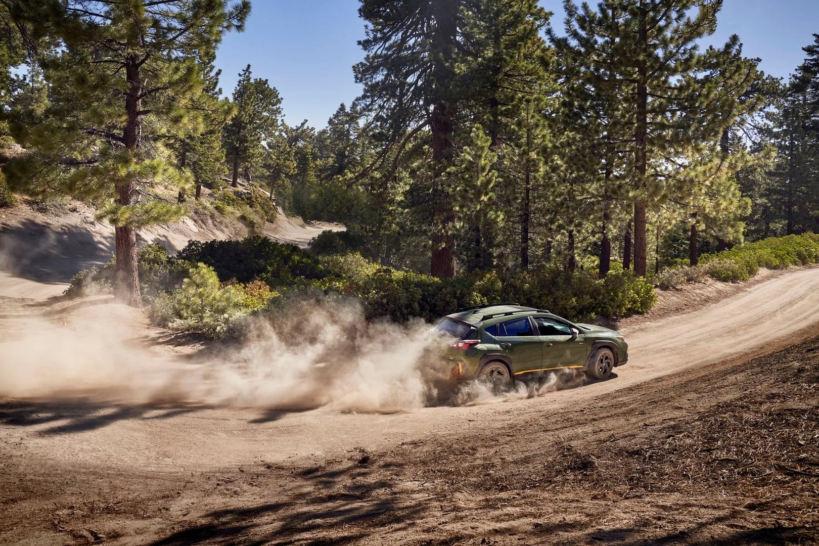 Subaru_Crosstrek_2_generation__SUV_5-doors__8.jpg