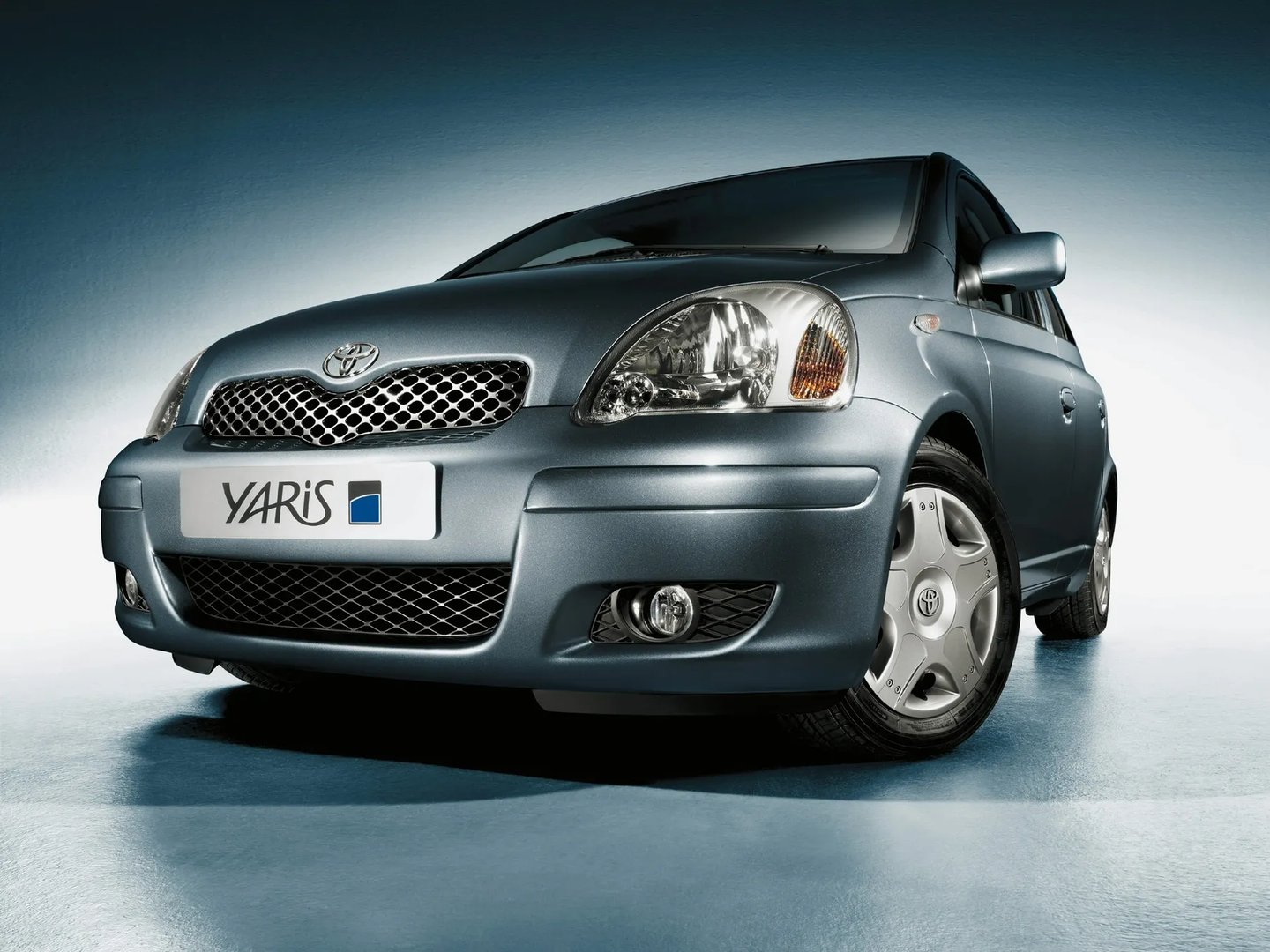 Toyota Yaris 1 generation, restyling  Mini 5-doors