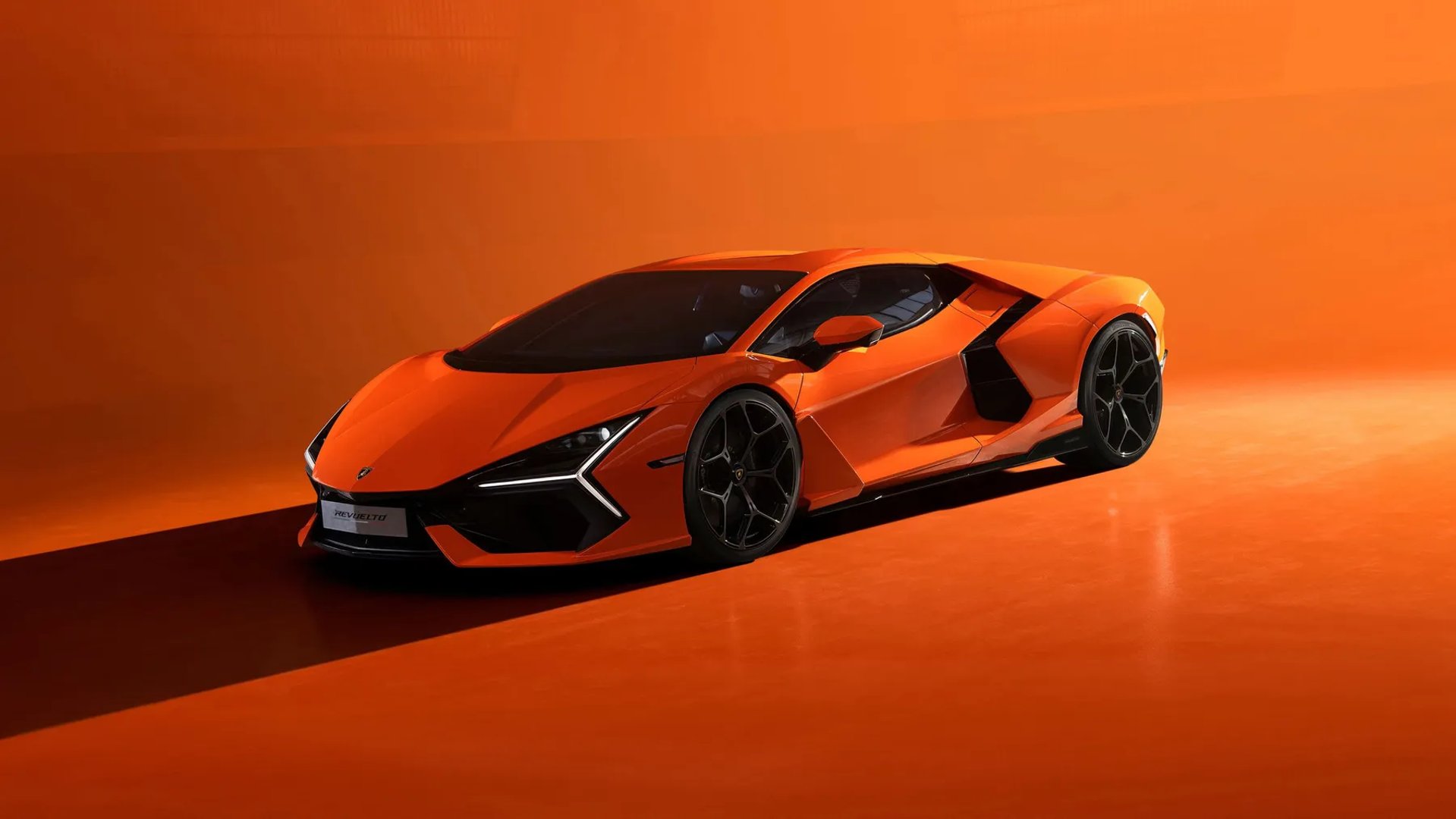 Lamborghini_Revuelto:_Stunning_Supercar_Model__1_generation__Coupe__5.jpg