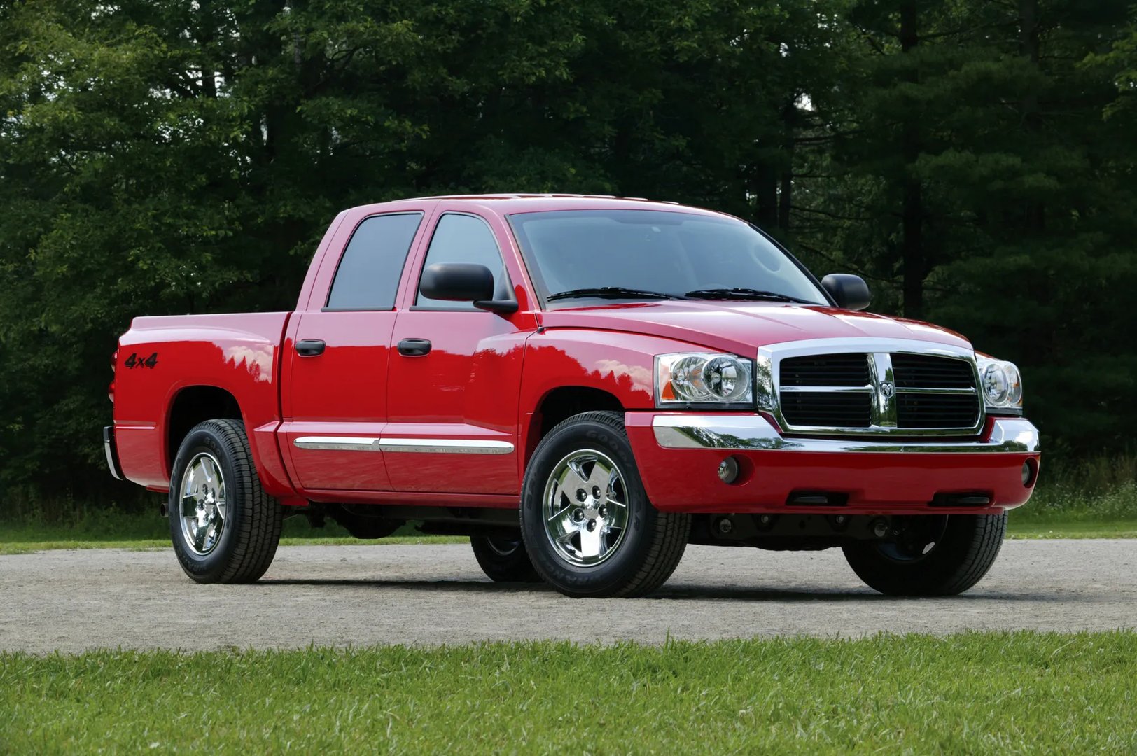Dodge_Dakota_3_generation__Pickup_double-cab__2.jpg