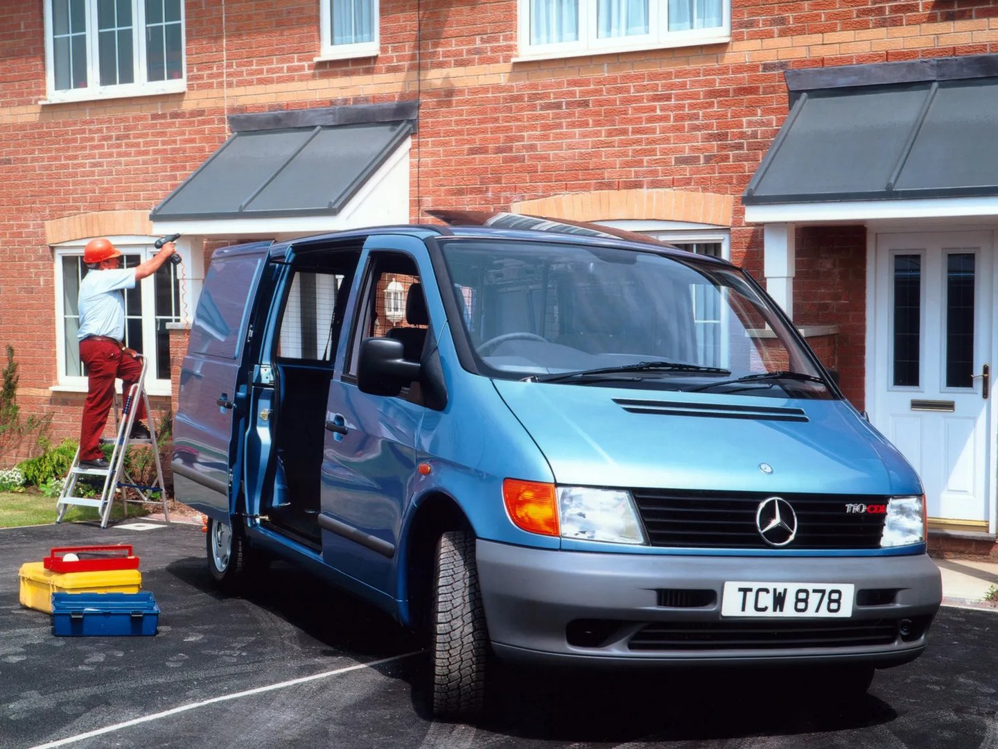 Mercedes_Vito_1_generation__Van__1.jpg