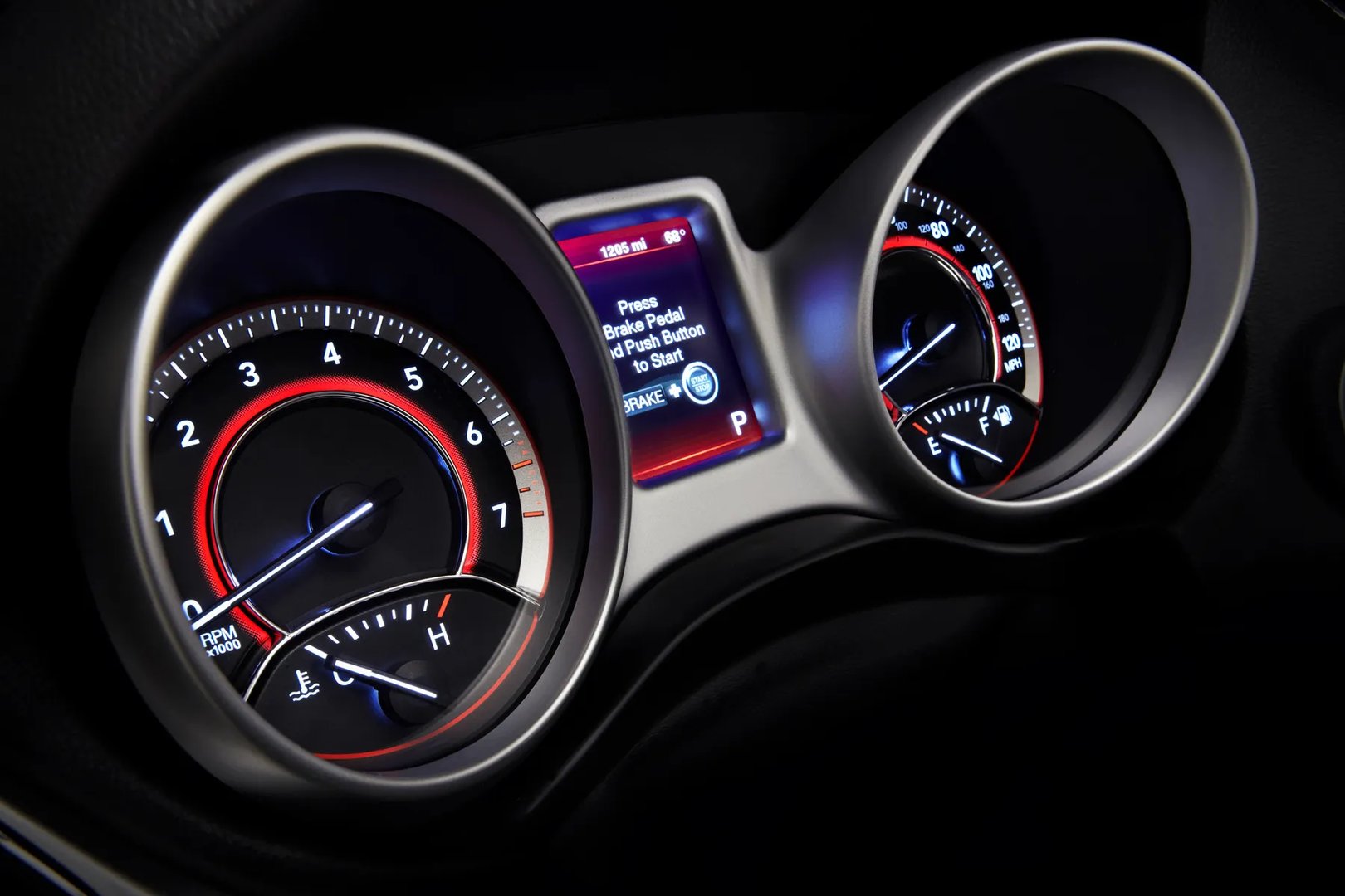 Dodge_Journey_1_generation_restyling__SUV_5-doors__8.jpg