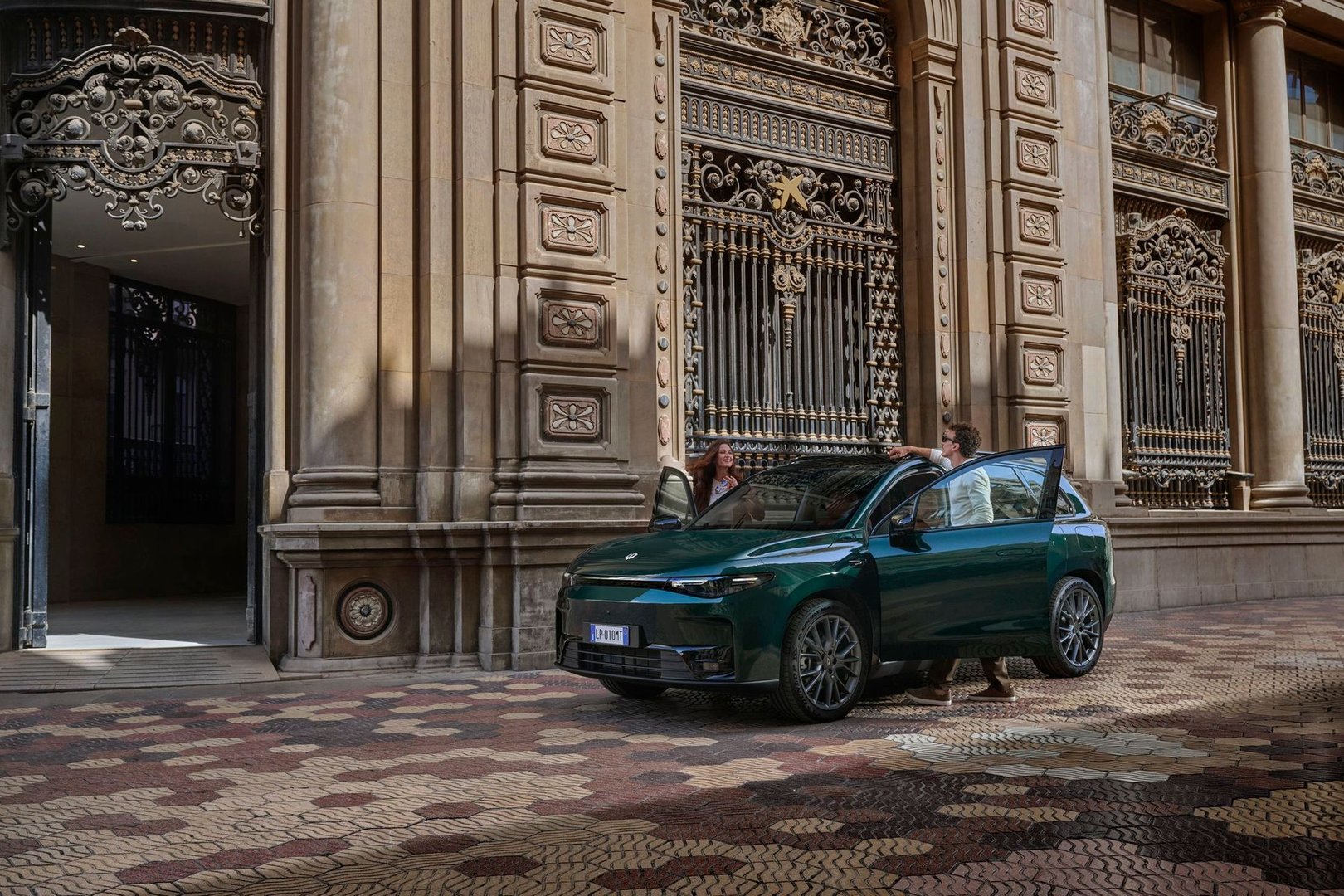 leapmotor_C10_1_generation__SUV_5-doors__35.jpg