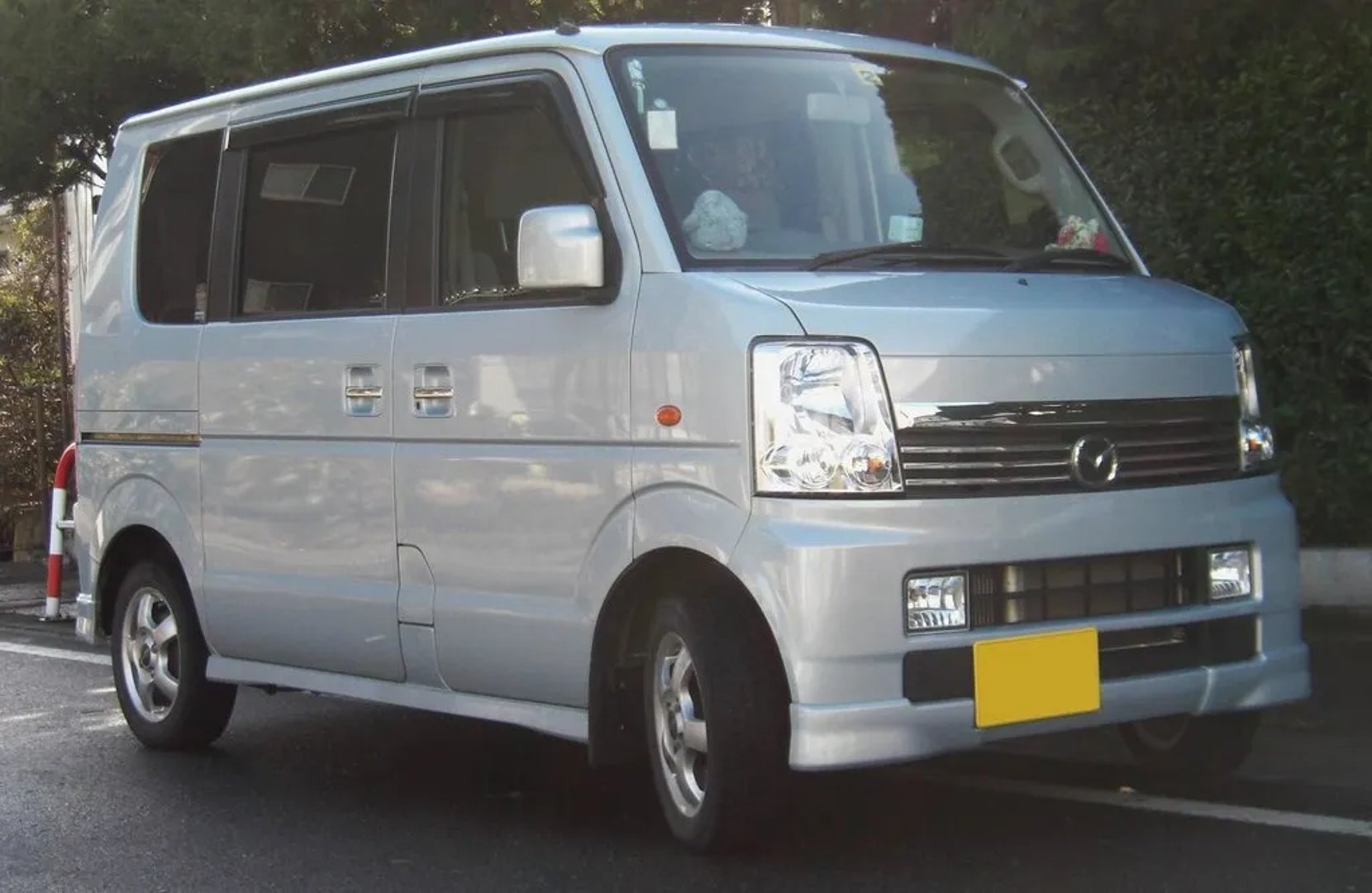 Mazda_Scrum_4_generation__Minivan__3.jpg