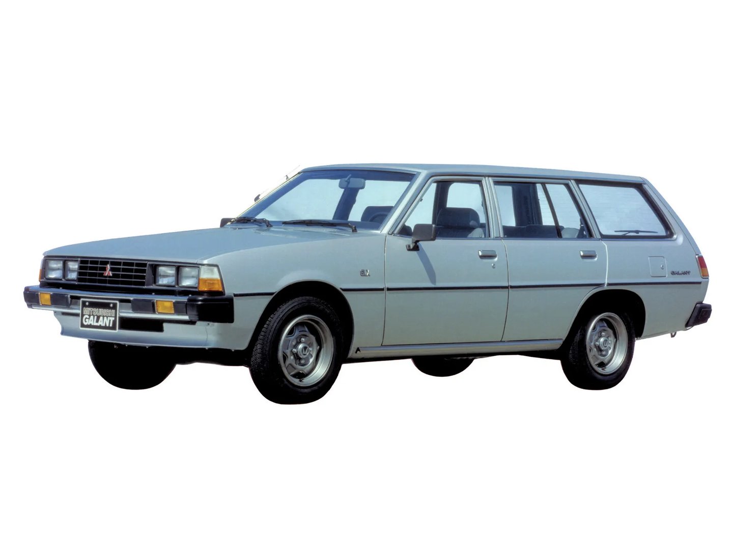 Mitsubishi_Galant_3_generation__Estate_5-door__1.jpg