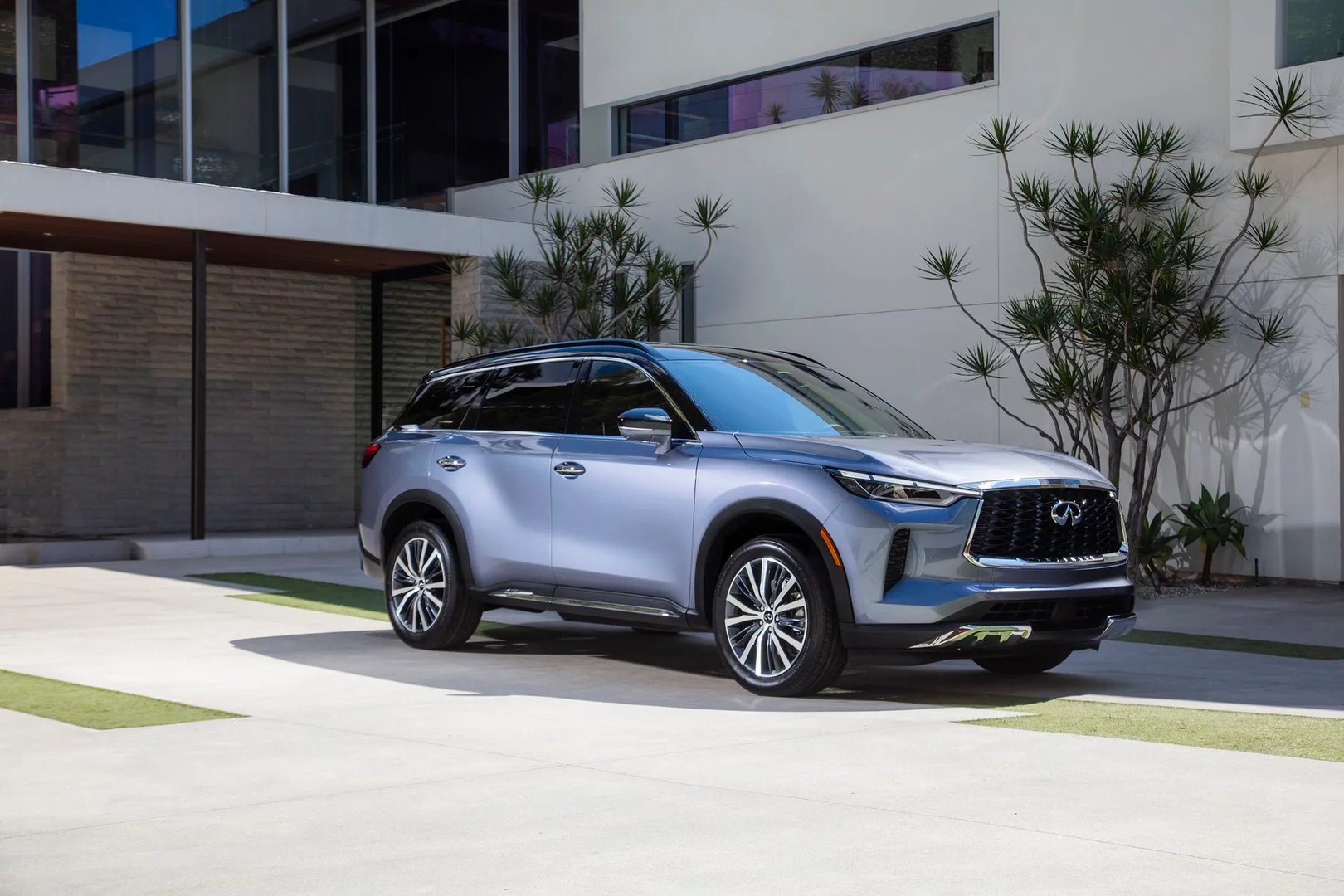 Infiniti_QX60_2_generation__SUV_5-doors__13.jpg